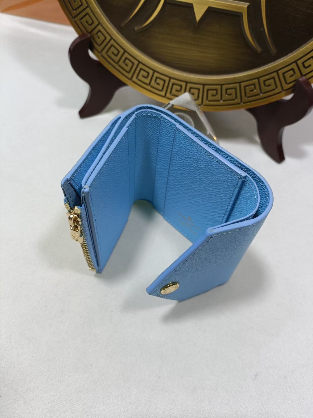 Genuine leather short wallet, leather texture close-up