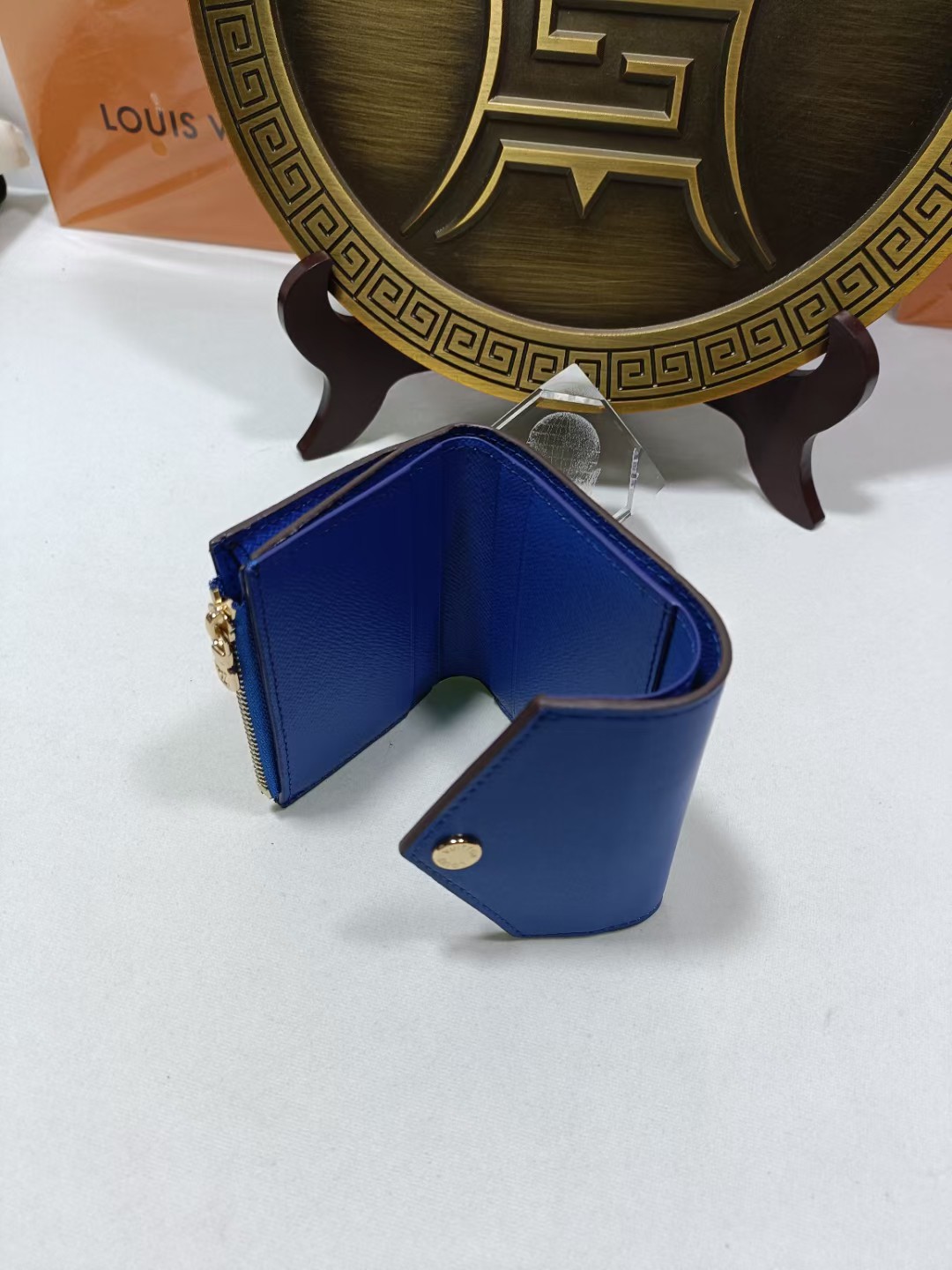 Leather wallet, back view