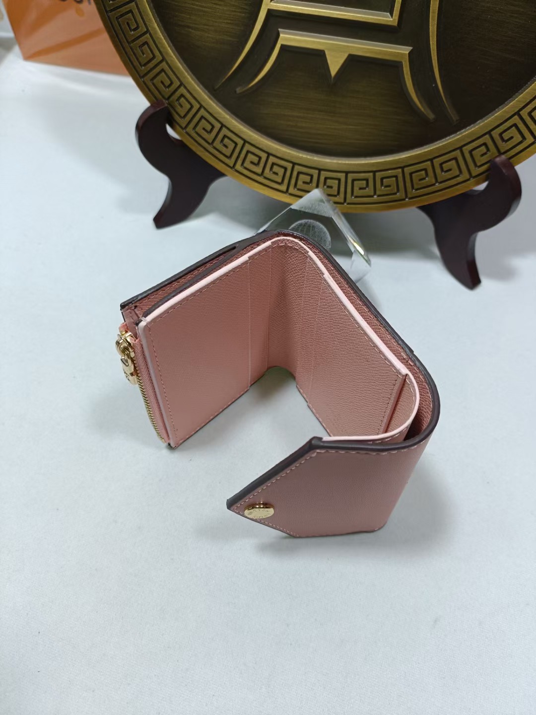 Leather wallet, back view