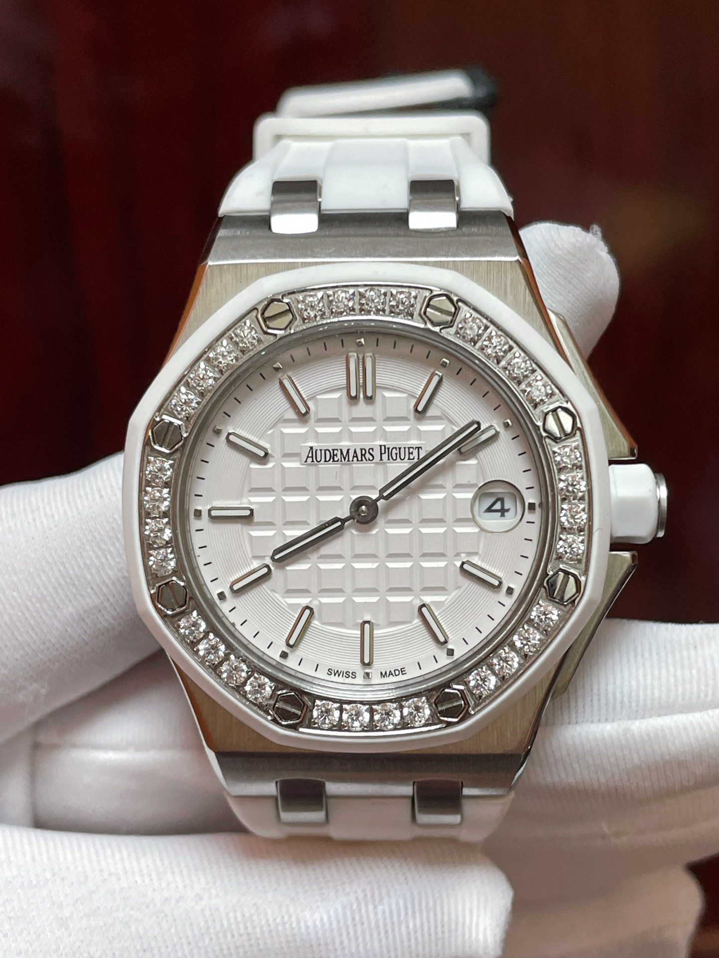 _dnM9sn8g8GGMnNC_L1-vbXjwrwnyrh4Uxk6Wl-w