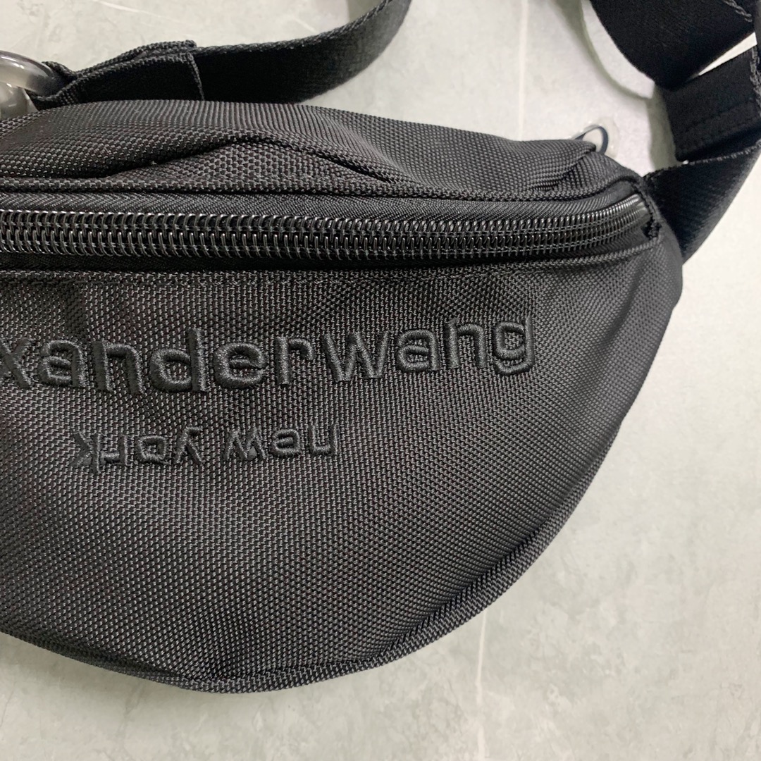 “Alexander Wang Nylon Gym Bag with Custom Embroidery Logo Design” - 图片 2