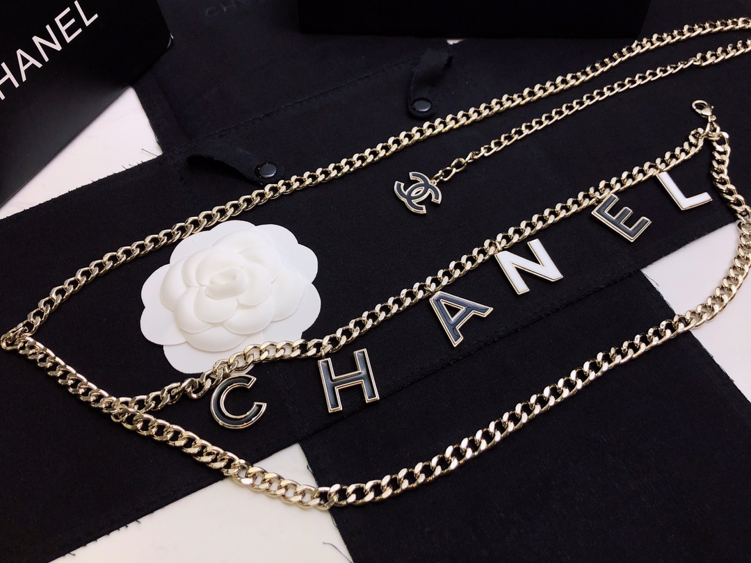 、小香 Chanel 2022新品黑白字母腰链 代购级别 一比一品质 香奈鹅 系列 经典cc logo 风格高级百搭 高