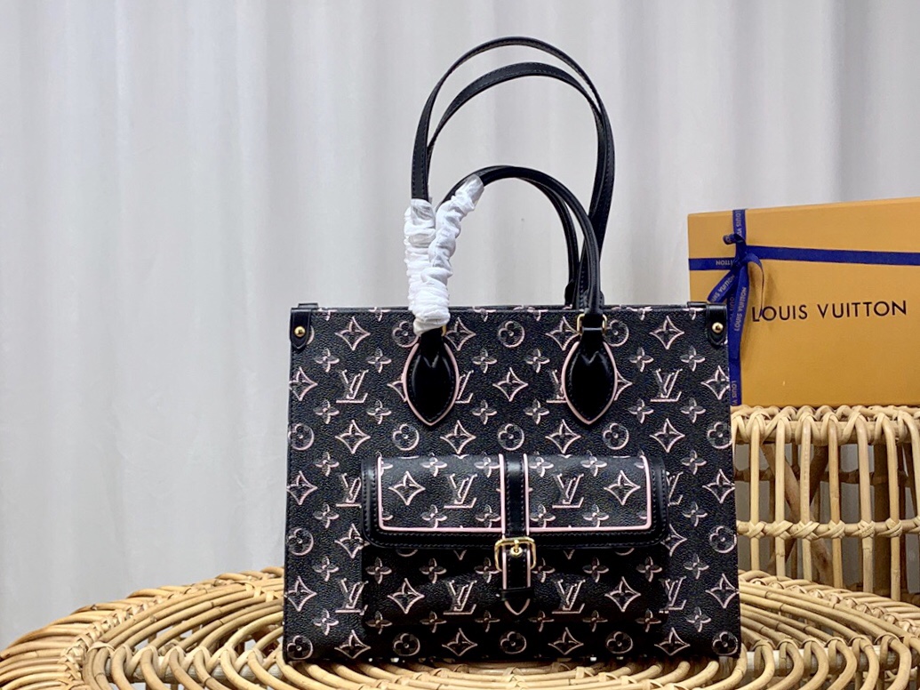 Louis Vuitton LV Onthego 7 Star
 Bags Handbags Black Monogram Canvas Fabric M46154