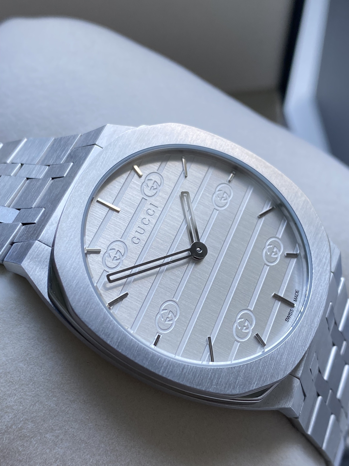 GUCCI 古驰25H系列腕表型号YA163407