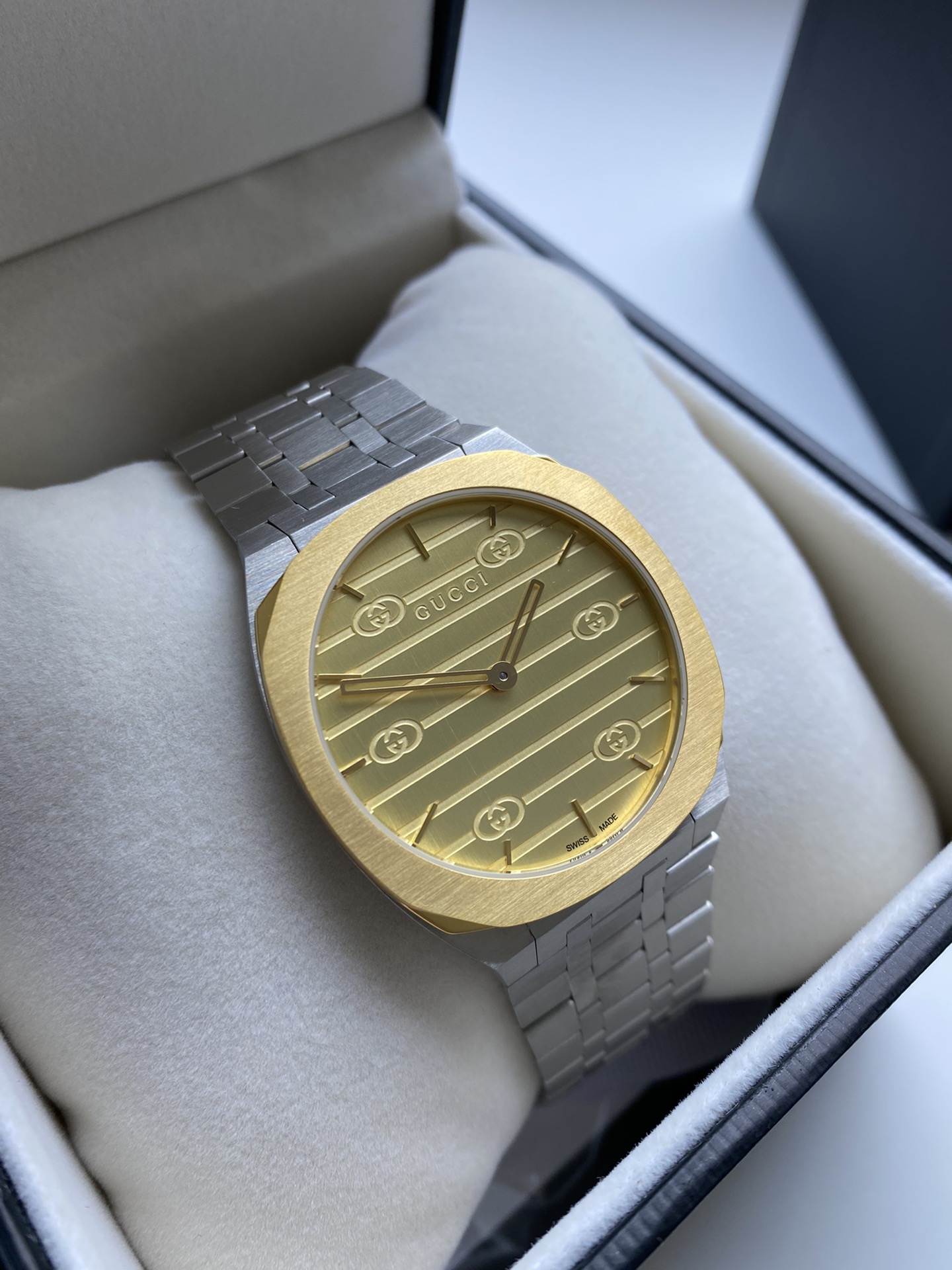 GUCCI 古驰25H系列腕表型号YA163407