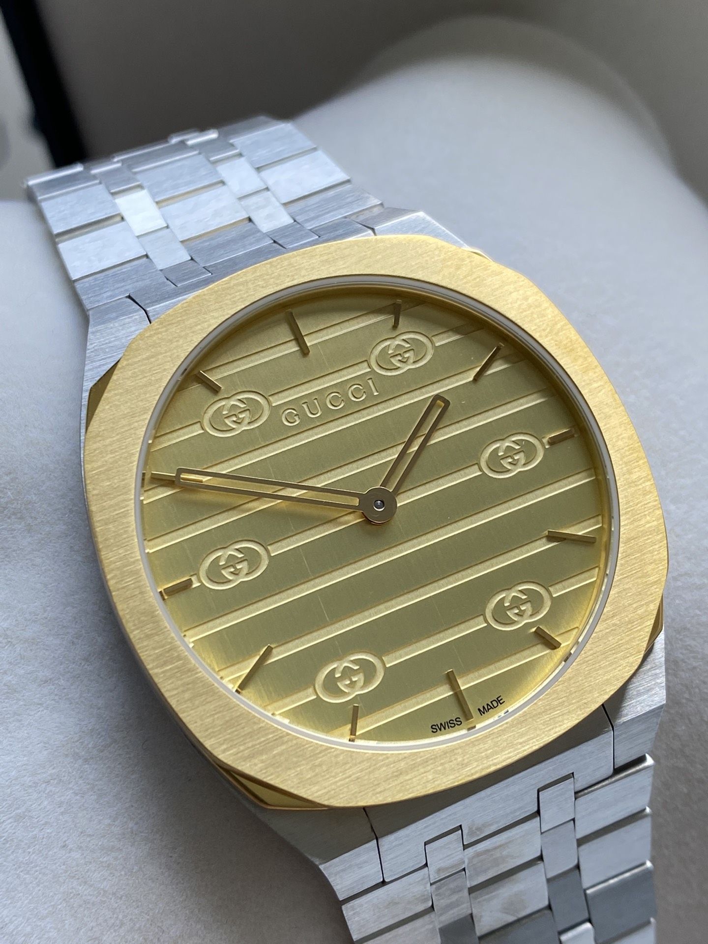 GUCCI 古驰25H系列腕表型号YA163407