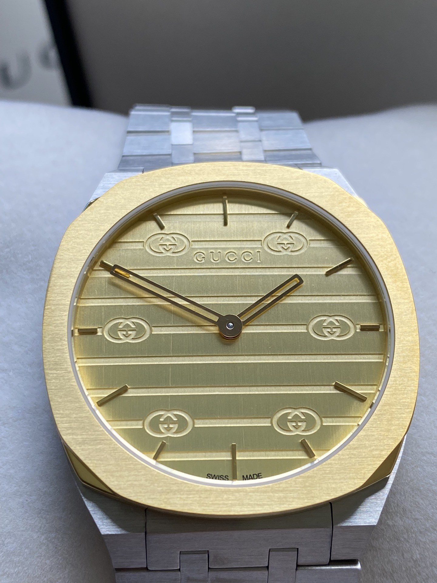 GUCCI 古驰25H系列腕表型号YA163407
