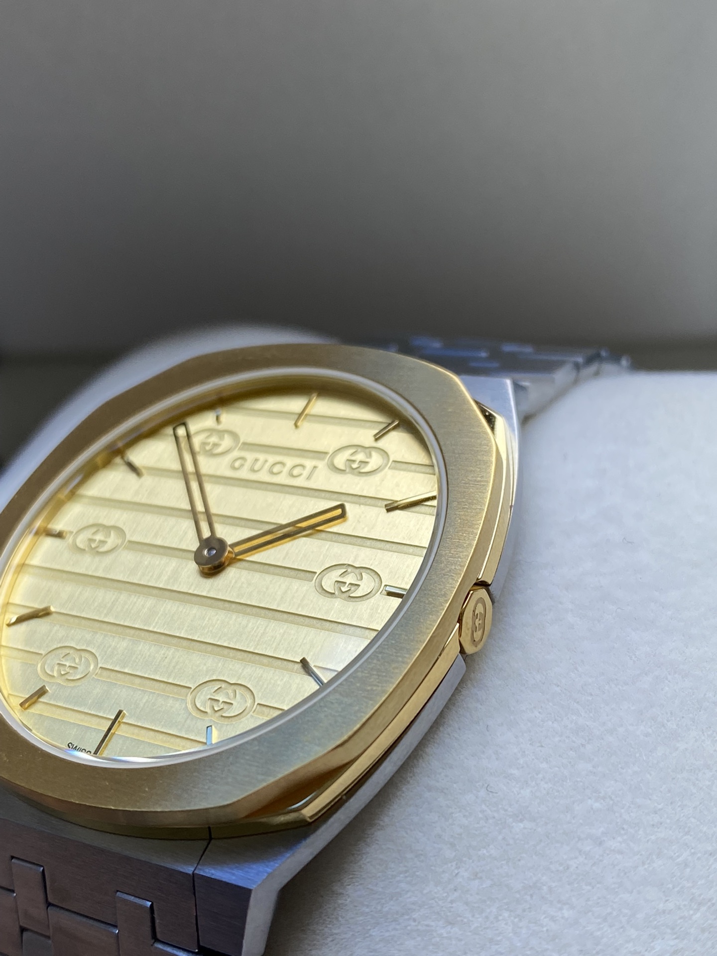 GUCCI 古驰25H系列腕表型号YA163407