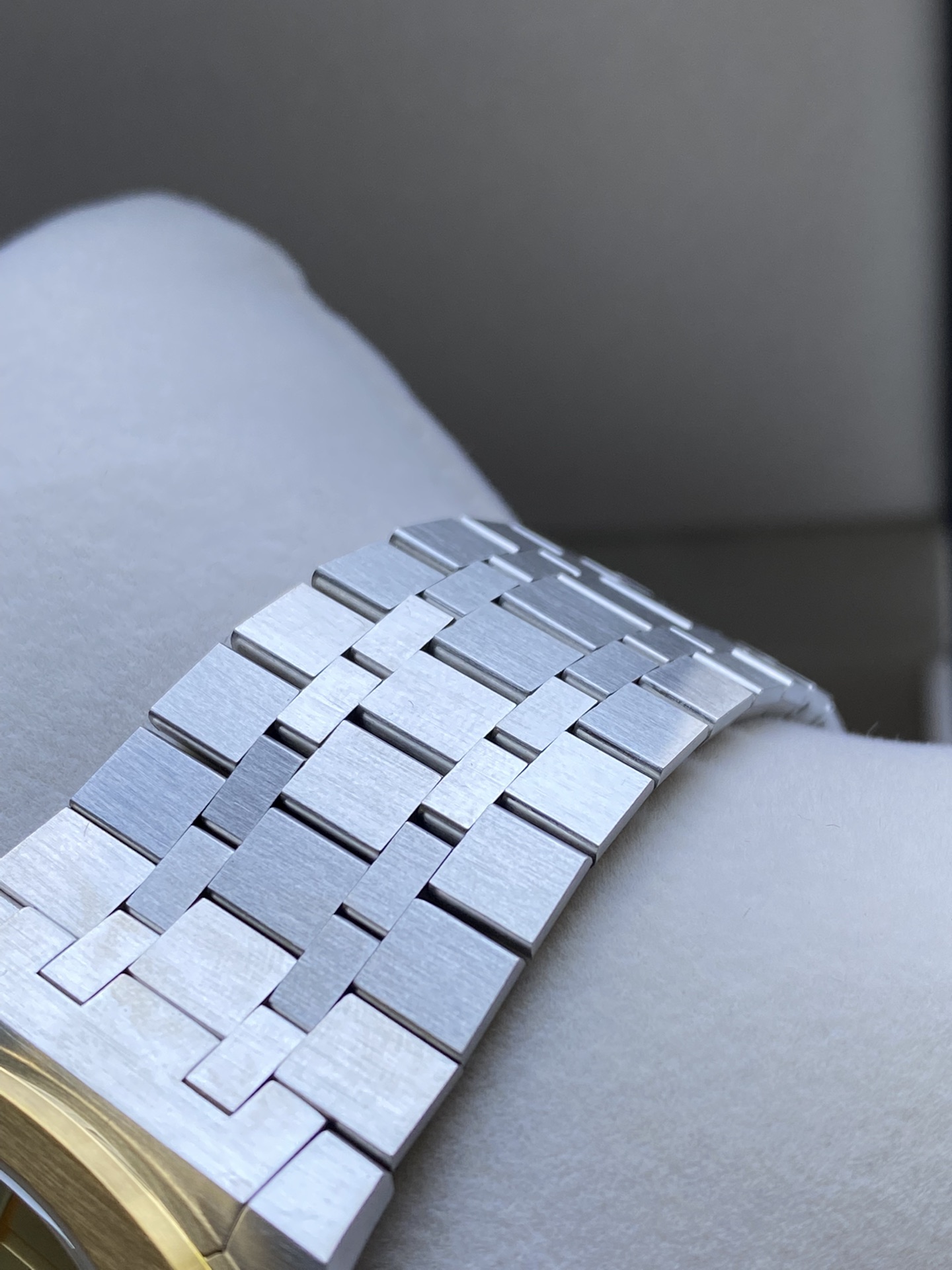 GUCCI 古驰25H系列腕表型号YA163407