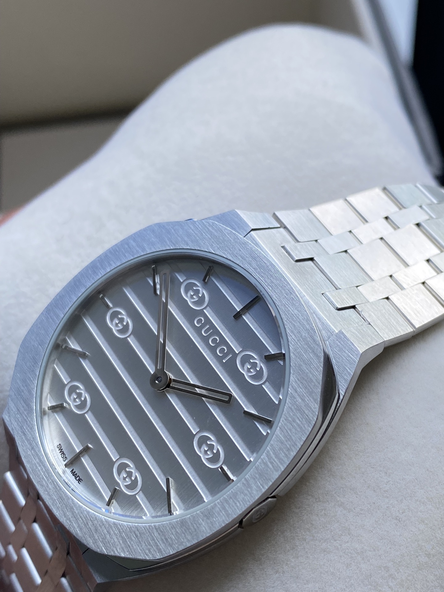 GUCCI 古驰25H系列腕表型号YA163407