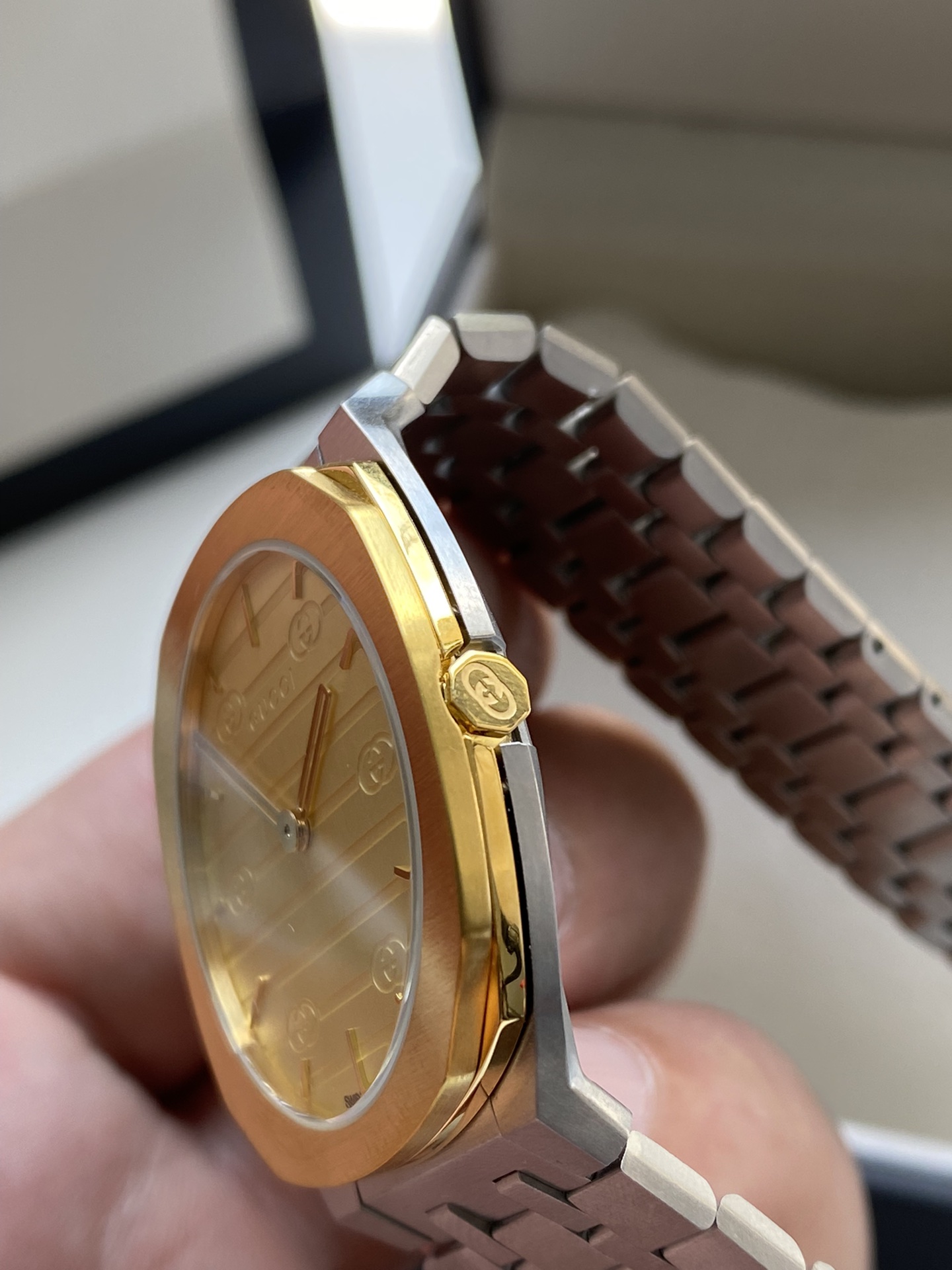 GUCCI 古驰25H系列腕表型号YA163407