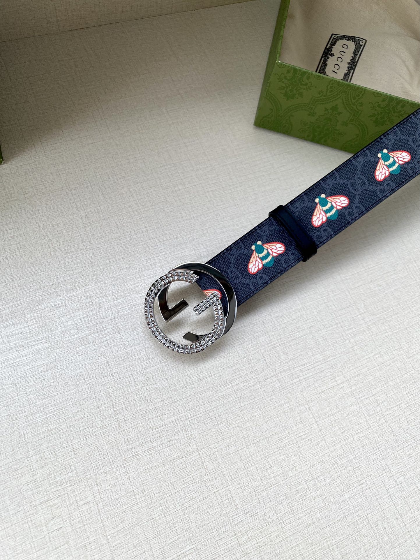宽度4.0cmGUCCI蜜蜂图案是G