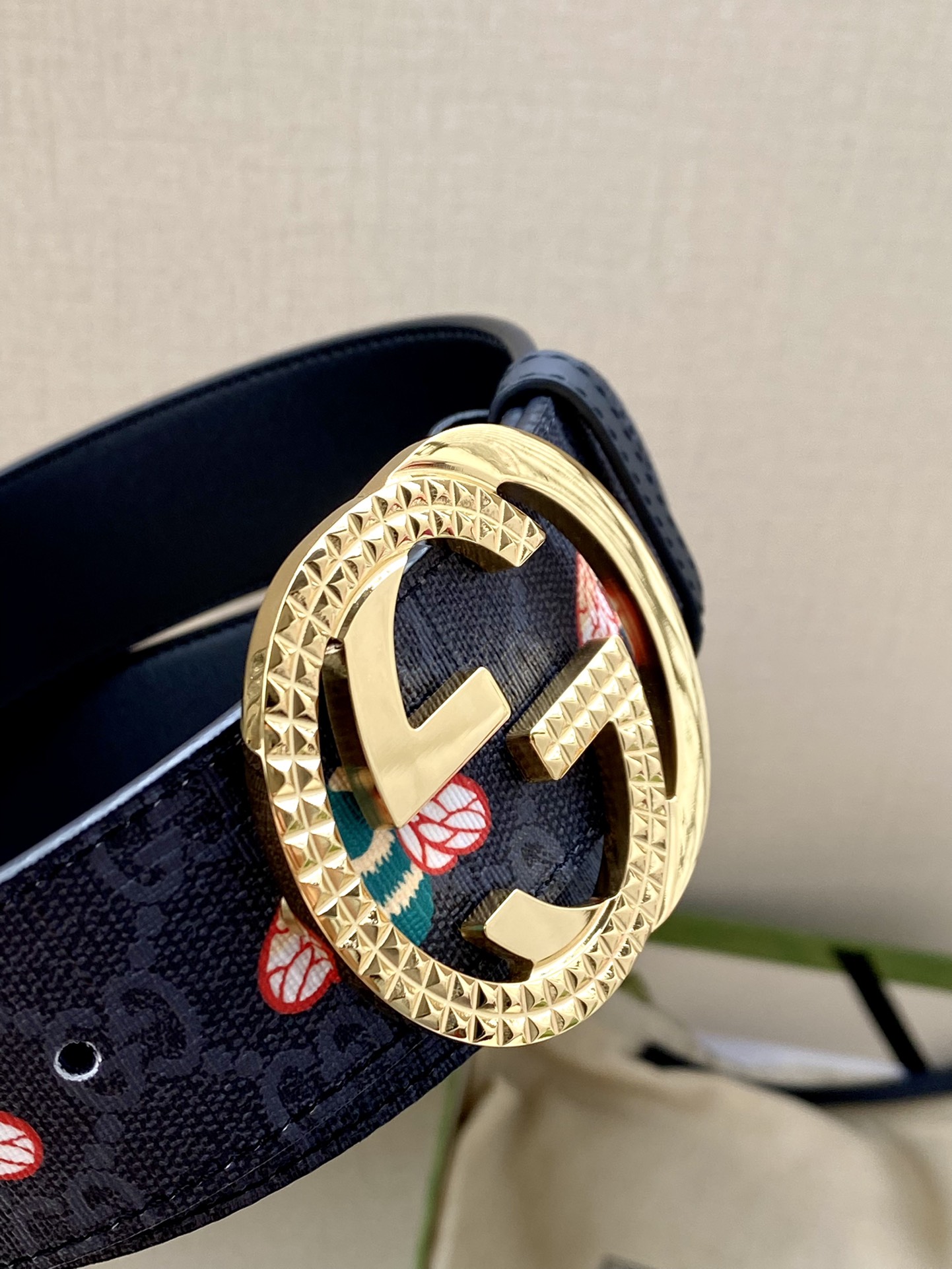 宽度4.0cmGUCCI蜜蜂图案是G