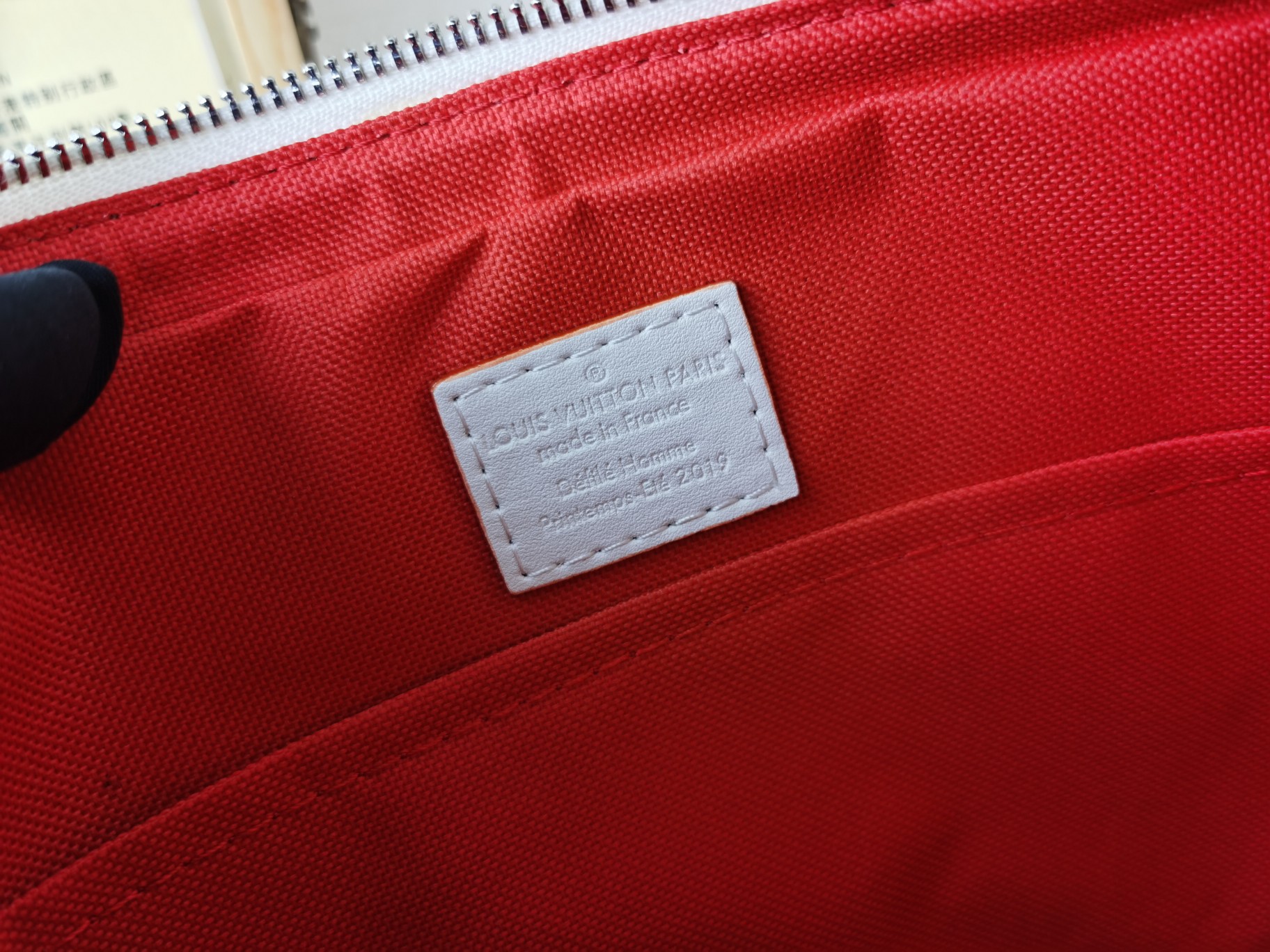 ルイ・ヴィトン M69443 白 新作 Trio メッセンジャーバッグ