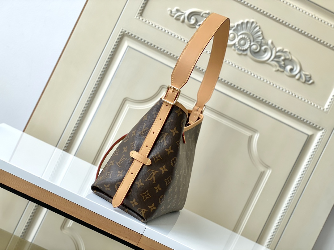 Louis Vuitton Haute Couture Classic Luxury Handbag Shoulder Crossbody 3