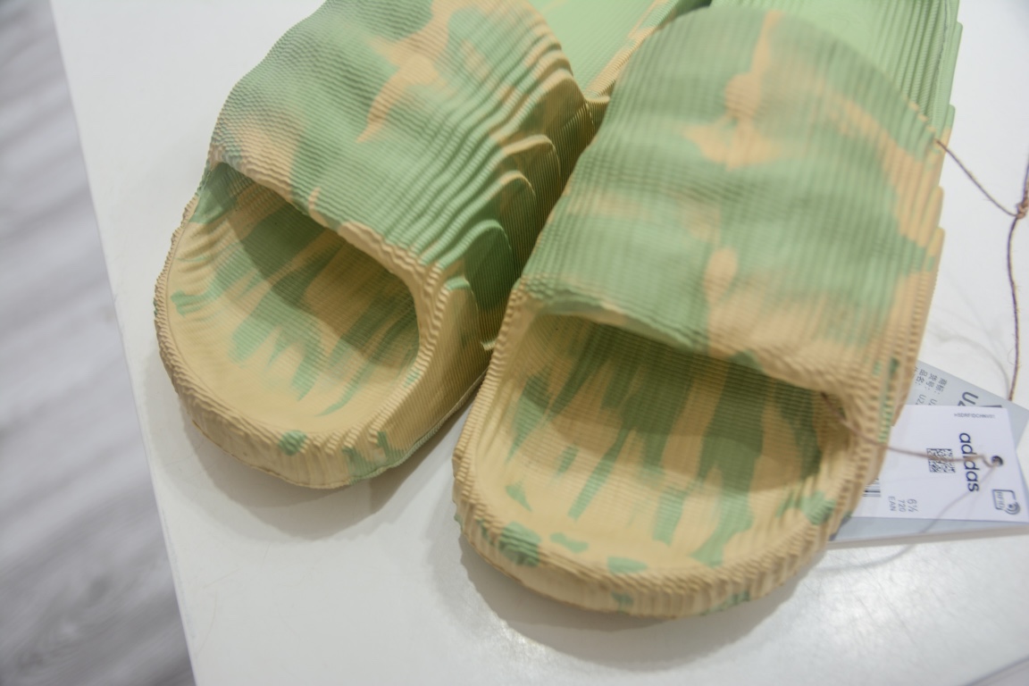 Private order Adidas Original Adilette 22 Slide Camouflage Green GY1597