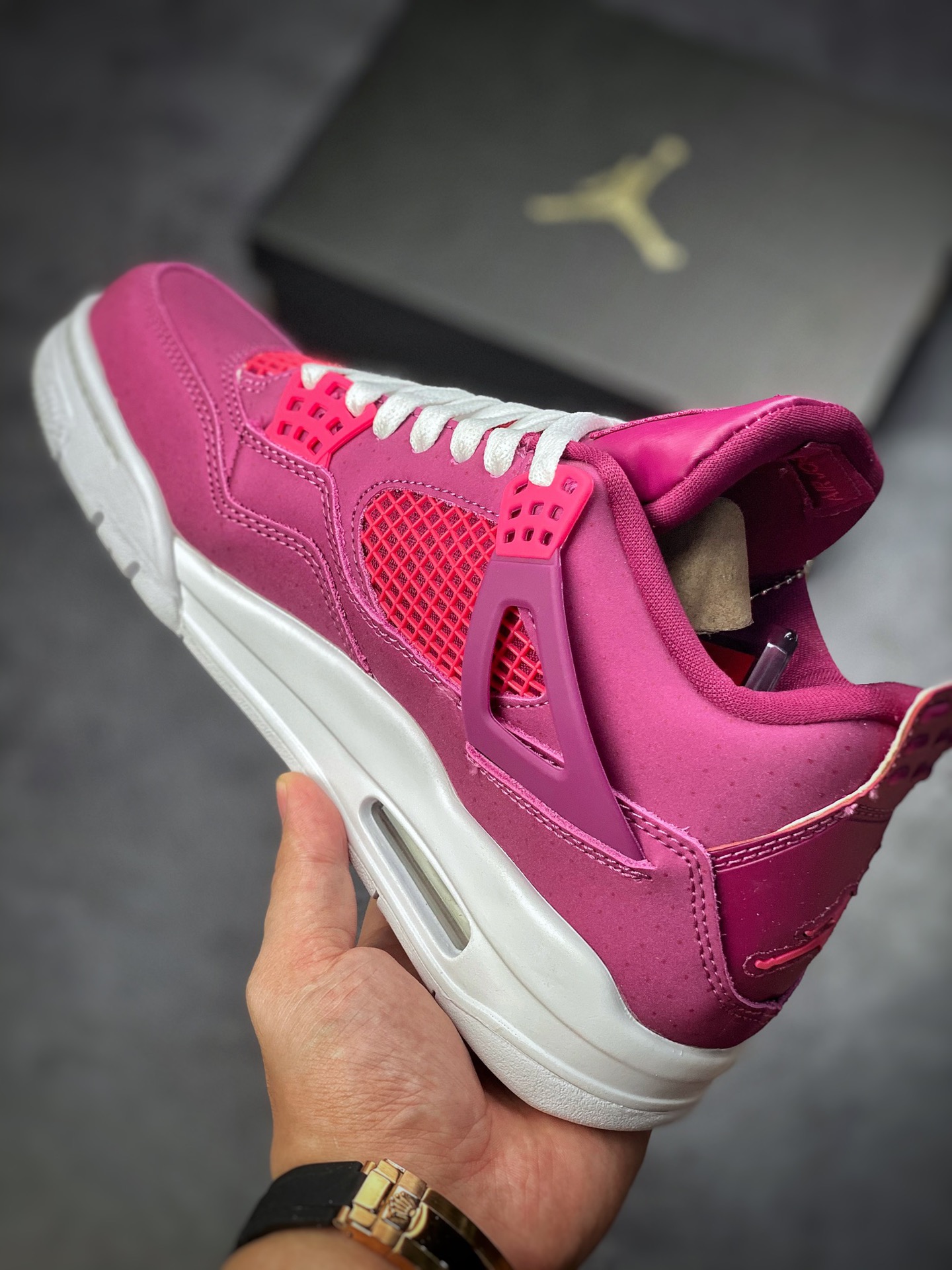 260 Air Jordan 4 乔丹实战篮球鞋 48772-561-莆田鞋,莆田鞋货源,高仿鞋,高仿鞋货源,安福档口,莆田高仿鞋,莆田鞋批发,高仿鞋批发,莆田高仿运动鞋,高仿运动鞋,莆田运动鞋 260 Air Jordan 4 乔丹实战篮球鞋 48772-561