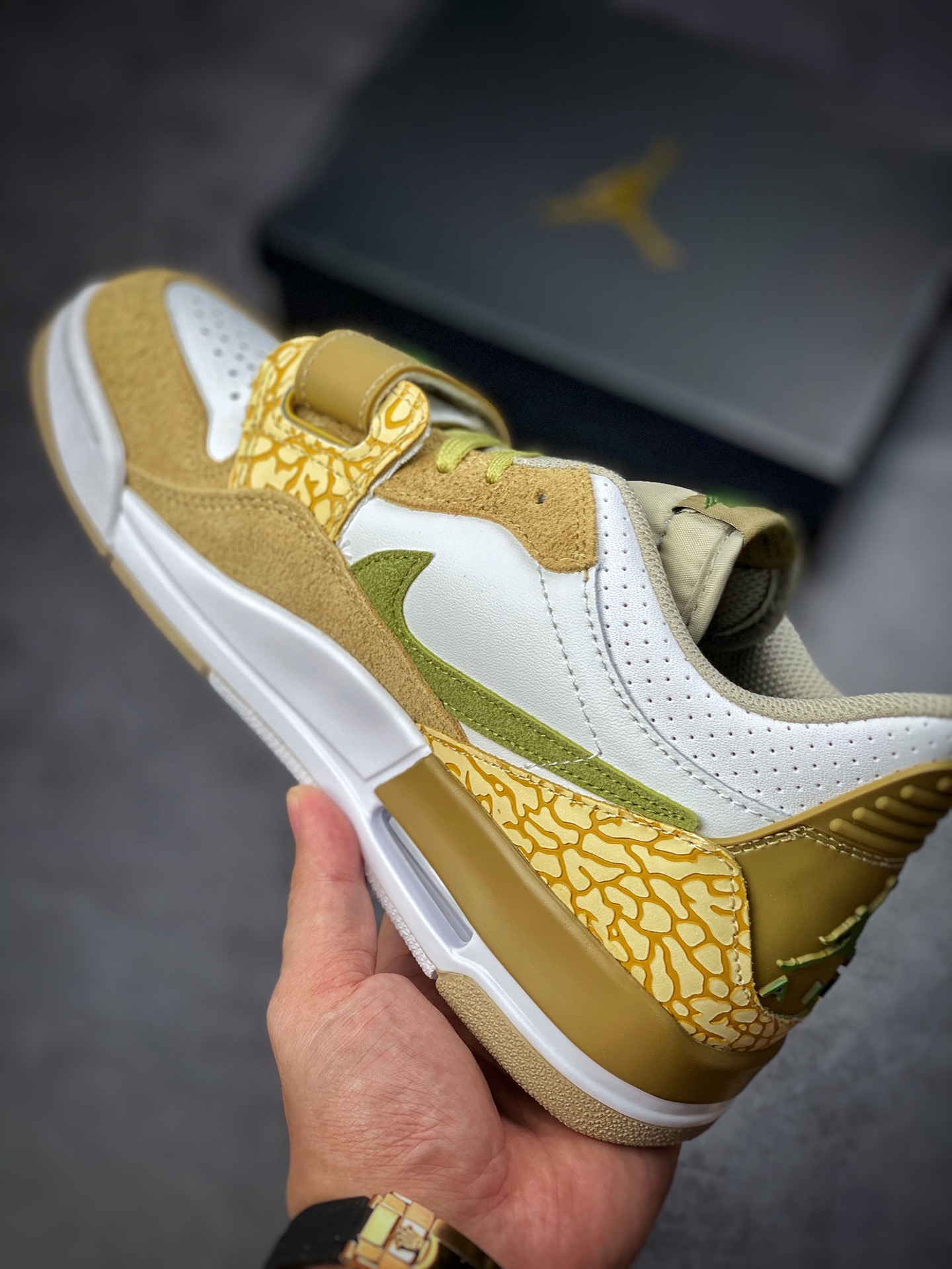 200 Air Jordan Legacy 312 白橄榄绿DX9260-001-莆田鞋,莆田鞋货源,高仿鞋,高仿鞋货源,安福档口,莆田高仿鞋,莆田鞋批发,高仿鞋批发,莆田高仿运动鞋,高仿运动鞋,莆田运动鞋 200 Air Jordan Legacy 312 白橄榄绿DX9260-001