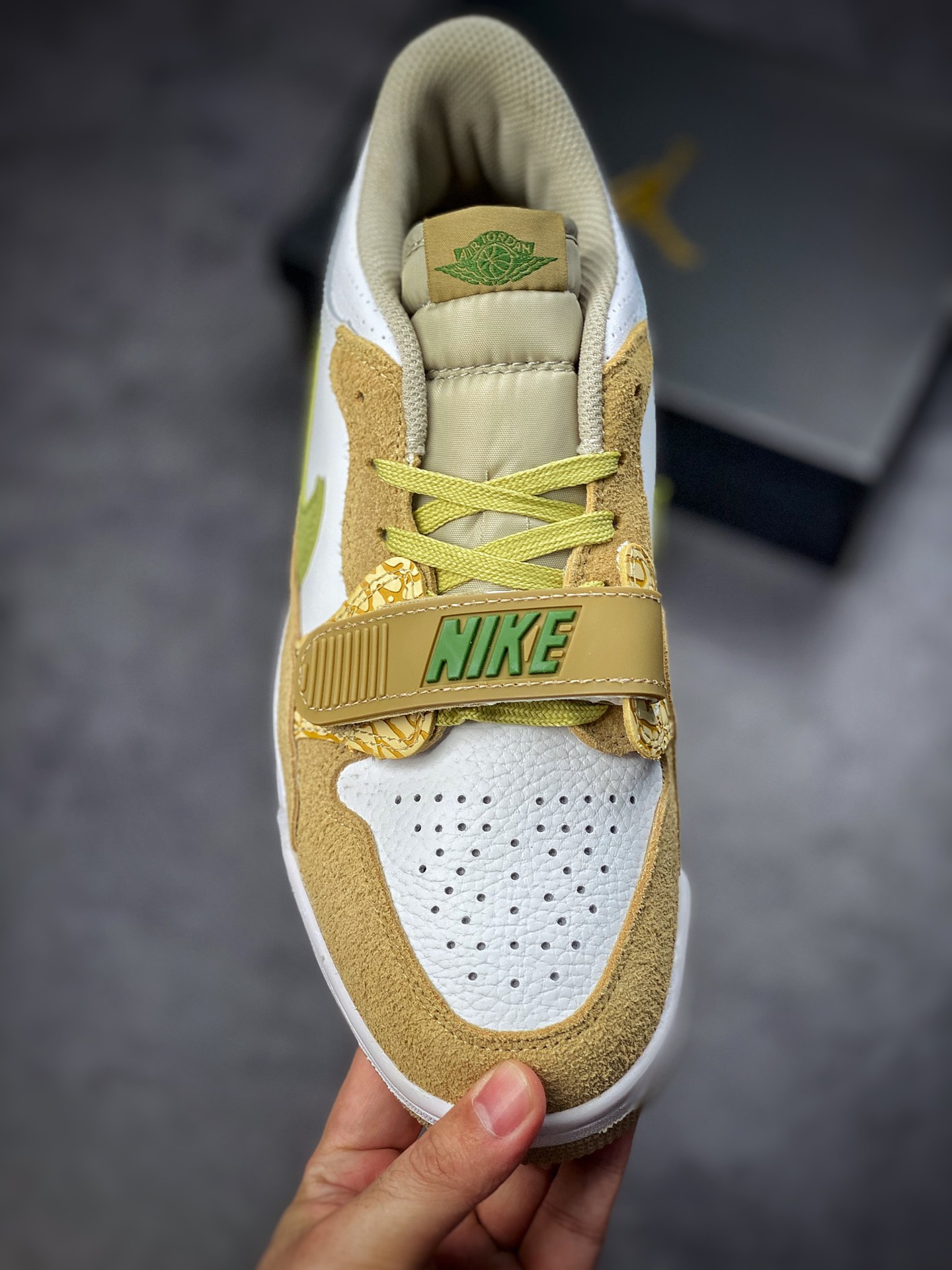 200 Air Jordan Legacy 312 白橄榄绿DX9260-001-莆田鞋,莆田鞋货源,高仿鞋,高仿鞋货源,安福档口,莆田高仿鞋,莆田鞋批发,高仿鞋批发,莆田高仿运动鞋,高仿运动鞋,莆田运动鞋 200 Air Jordan Legacy 312 白橄榄绿DX9260-001