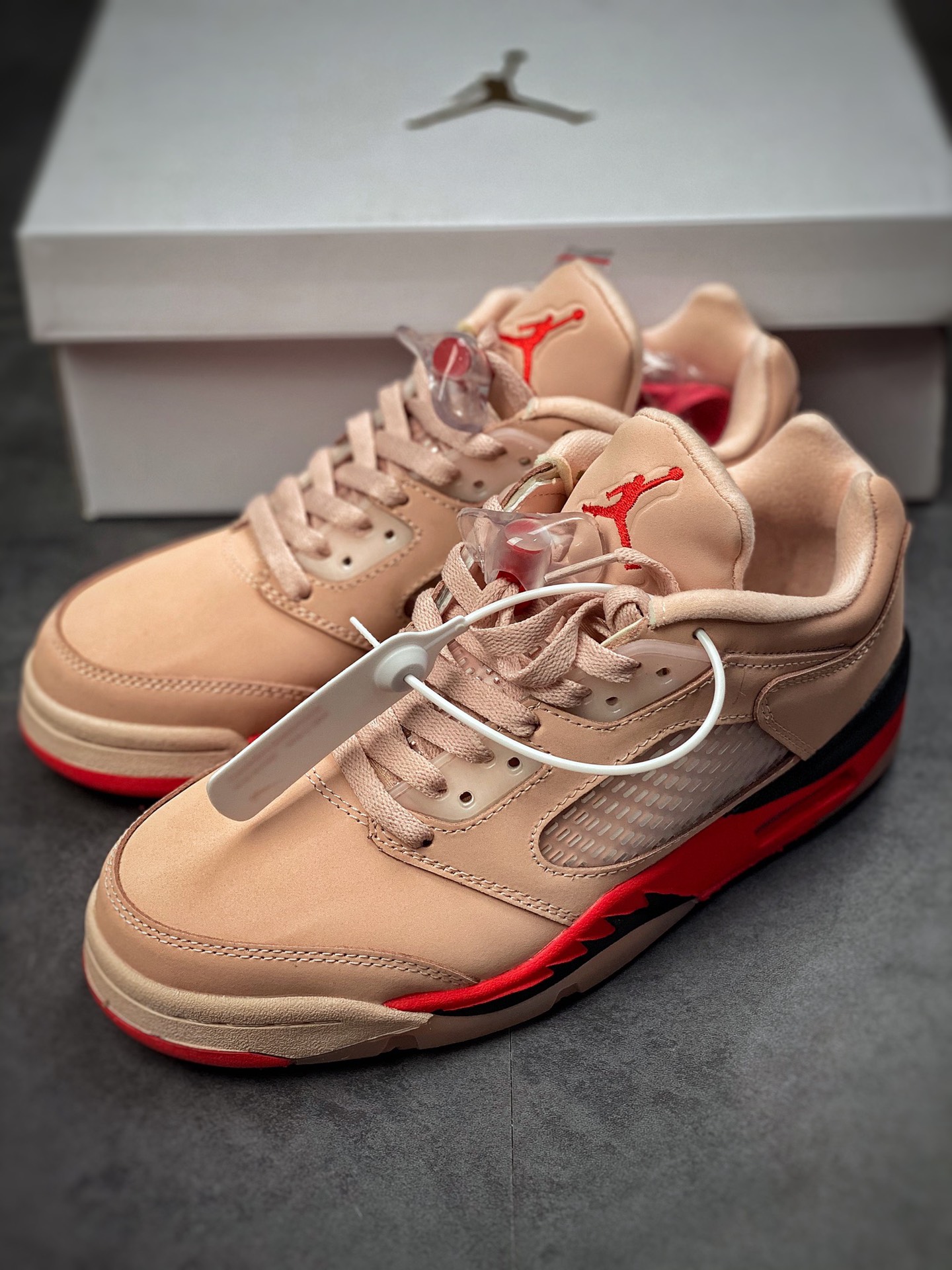 260 Air Jordan 5 Retro Low ”Arctic Pink” 低帮 火烈鸟DA8016-806