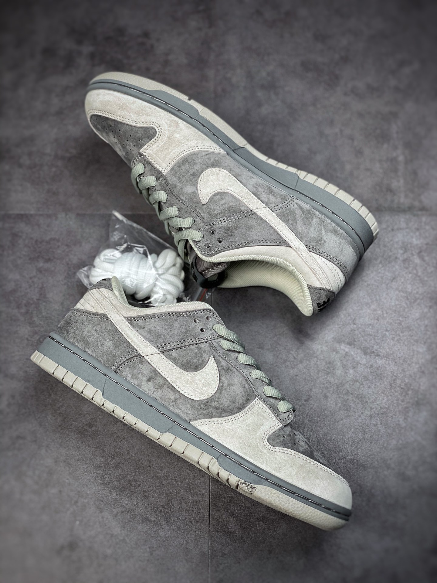 320 Otomo Katsujiro x Nike Dunk SB Low ”Steamboy OST” 大友克洋联名 DO7412-986