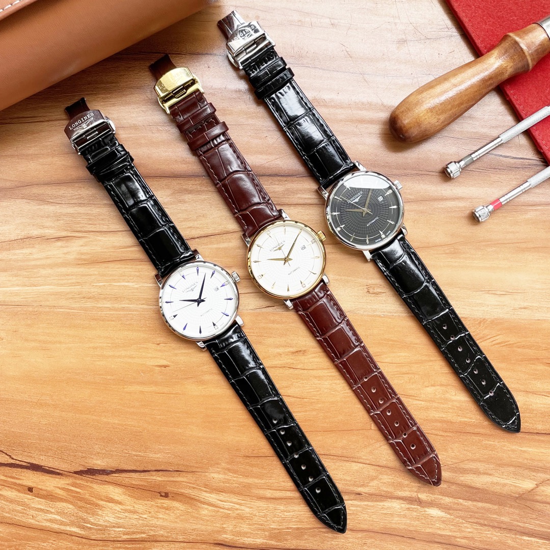 ， 皮带，钢带 男人挚爱 三针腕表 最新：浪琴 Longines 最佳设计独家首发 类型：精品男士腕表 表带：真牛皮表带 机芯：高端全自动机械机芯 镜面：矿物质强化玻璃更高清 品味高雅 浩瀚大气 匠心独运 腕间瑰宝 尺寸：直径41mm厚12mm热卖上市欢迎转载