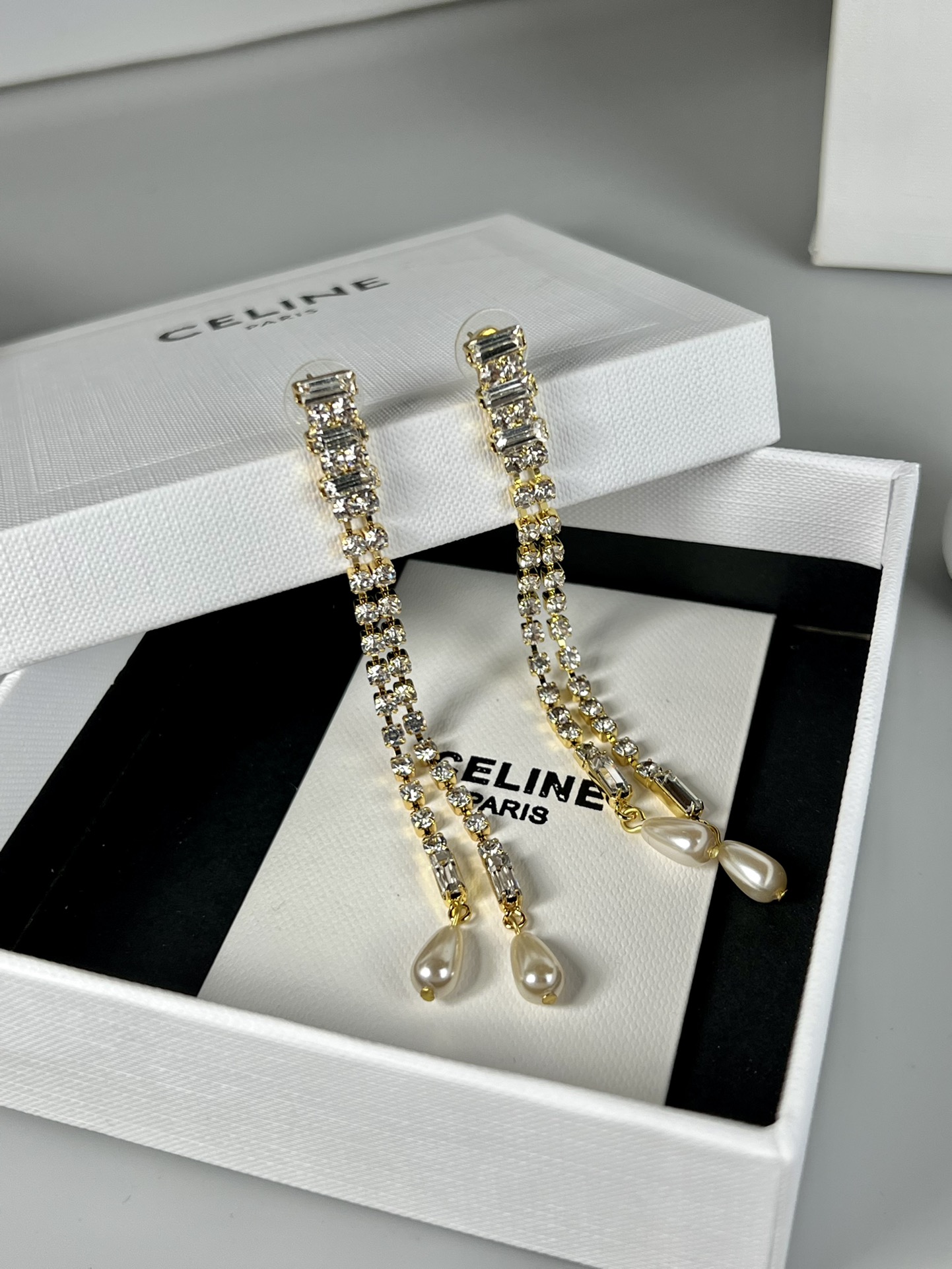 Celine 耳钉