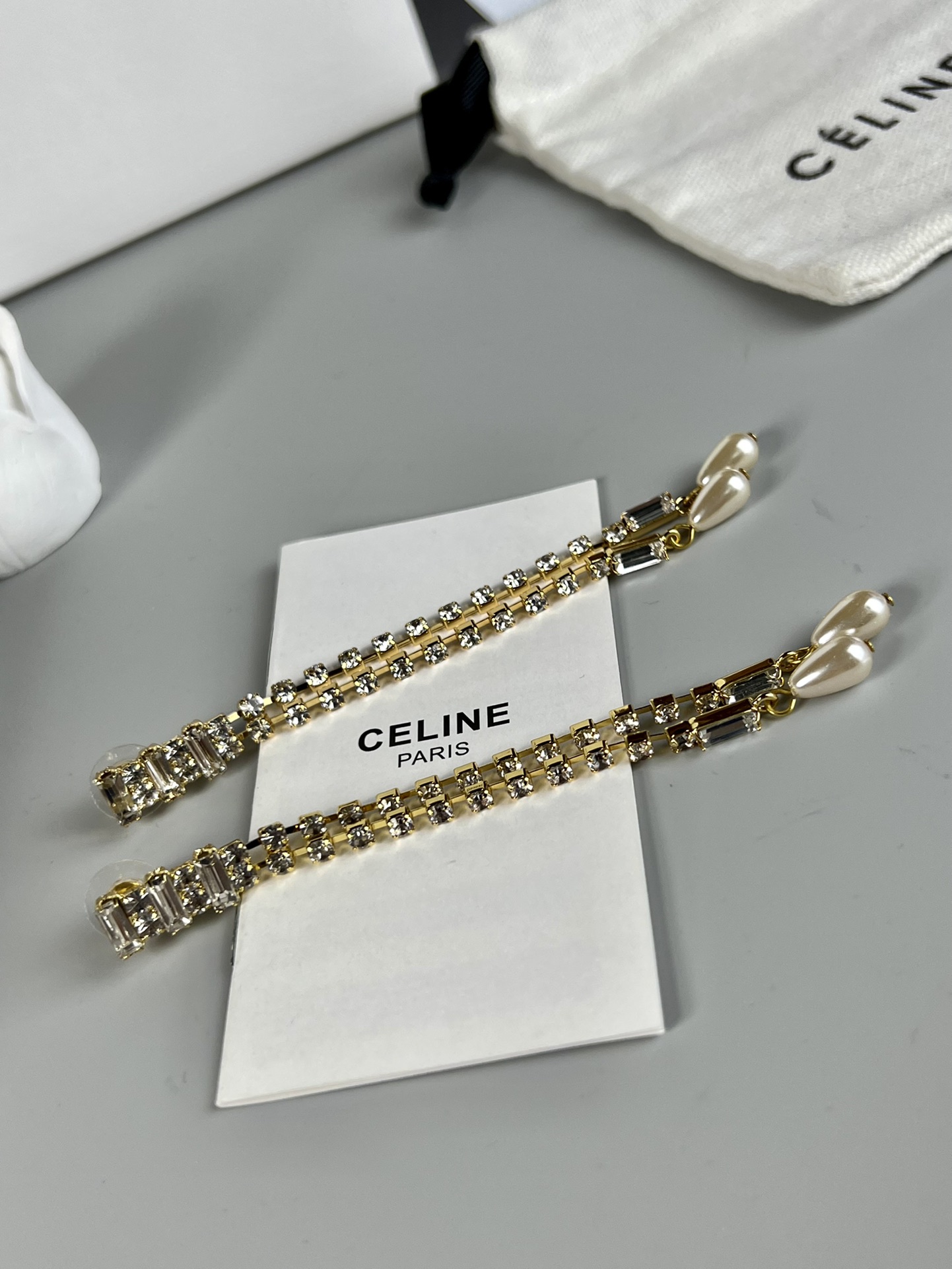 Celine 耳钉