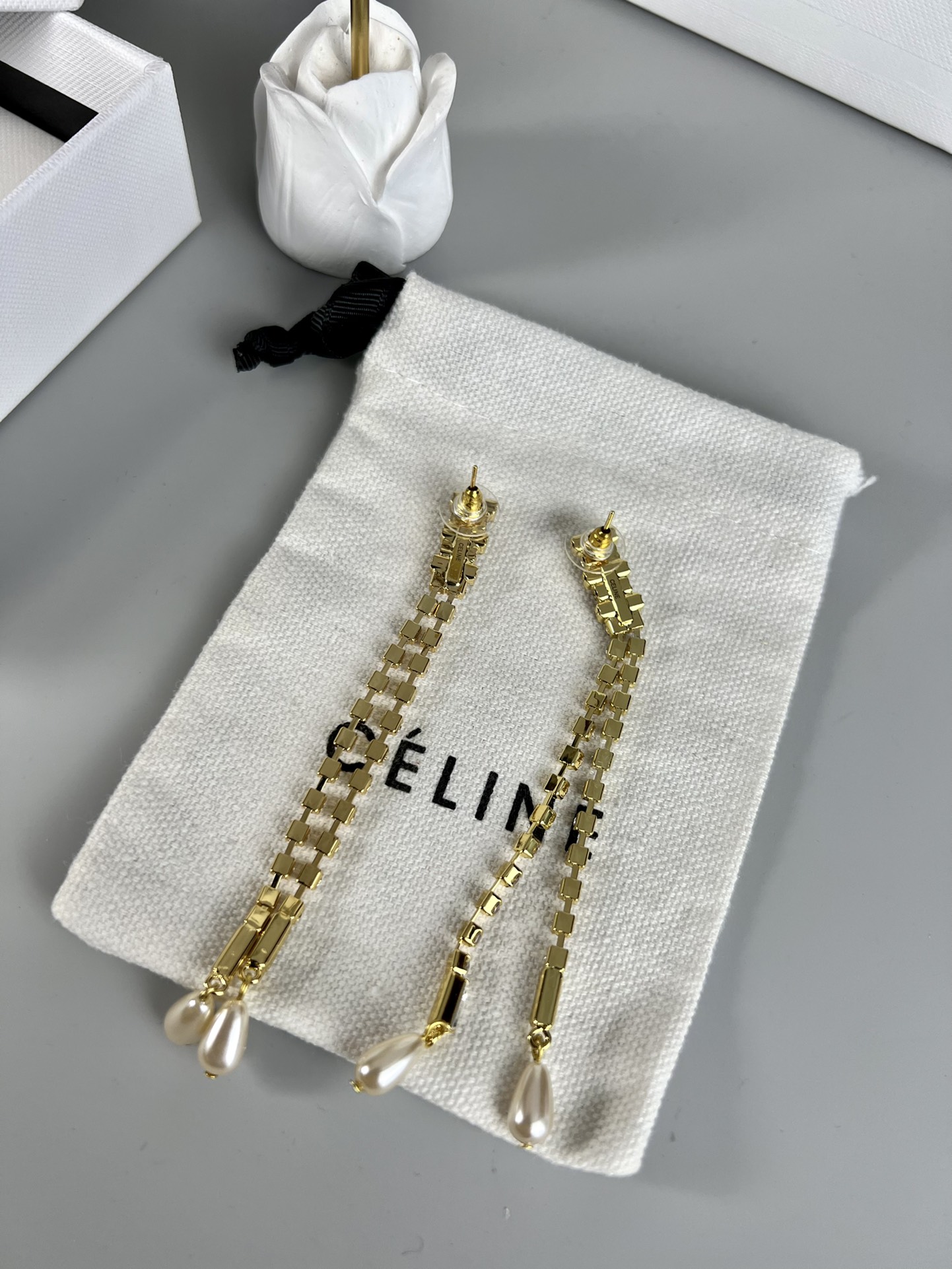 Celine 耳钉