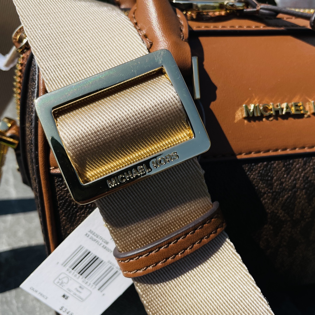 Michael Kors MK新款枕头包