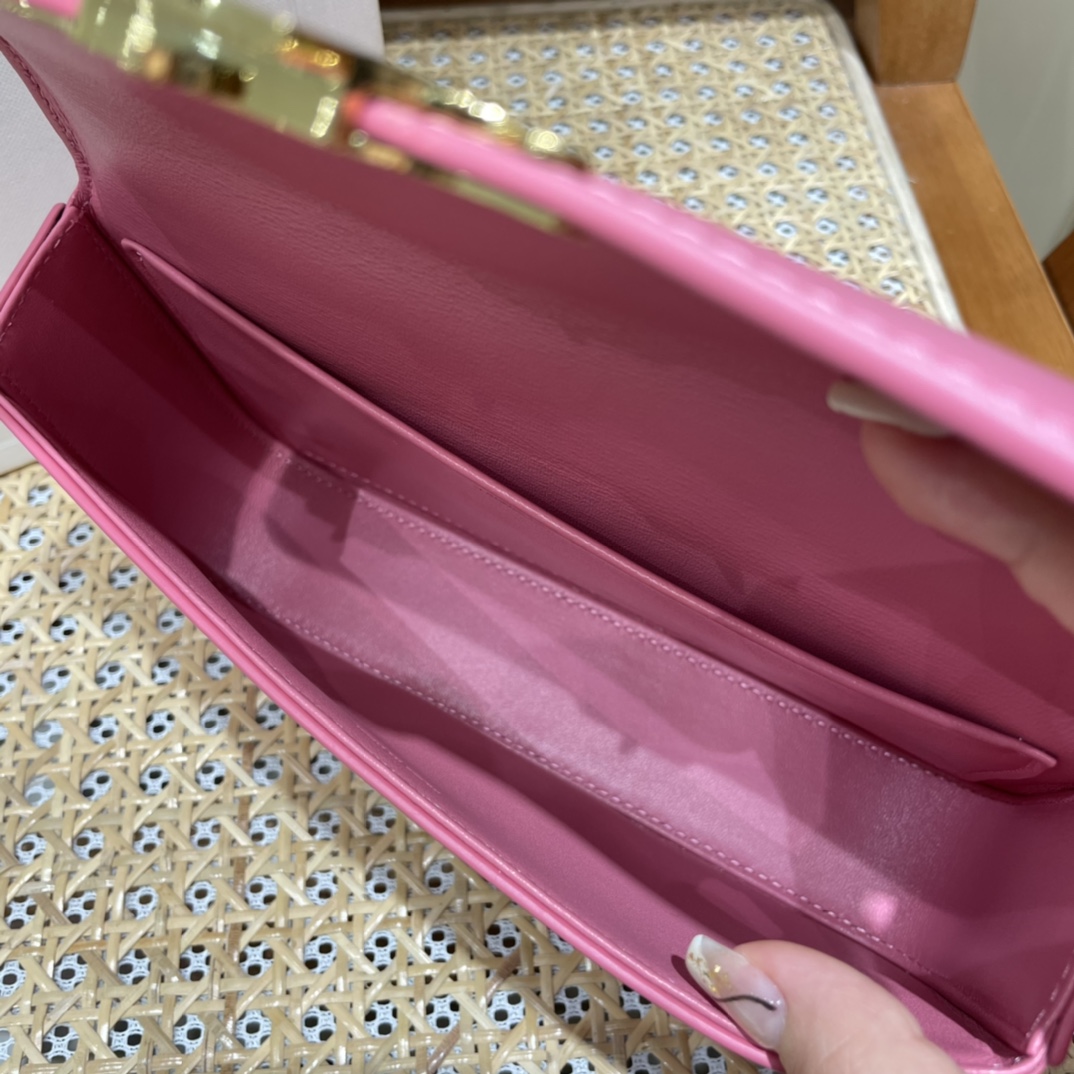 CELINE CHAIN SHOULDER 20.5CM BAG 197993粉红色