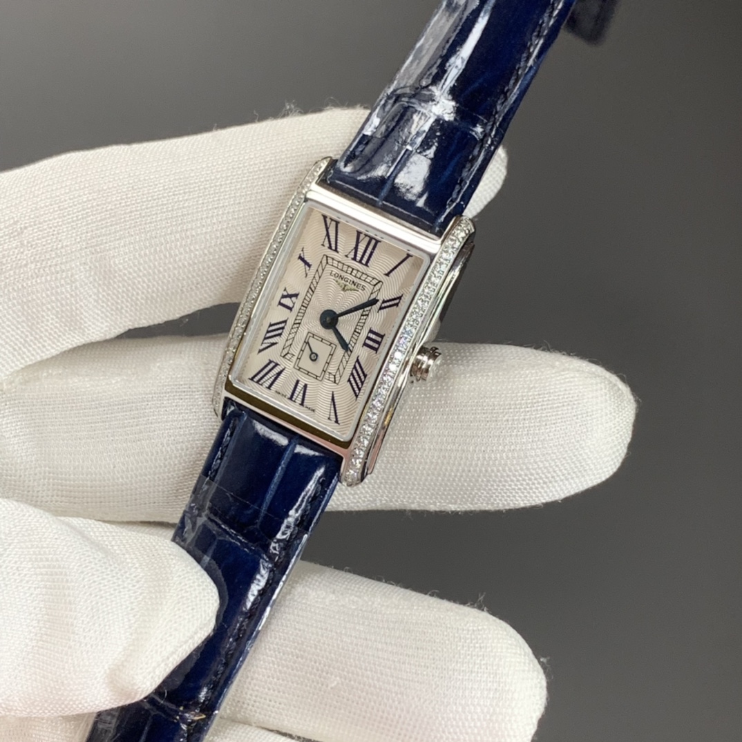 浪琴表黛绰维纳鳄鱼皮系列20.80 X 32.00mm 石英女士腕表