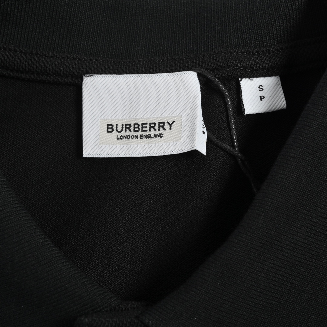 160 Burberry/巴宝莉 经典战马刺绣Polo短袖 面料采用定制220g专用珠地面料 绣有专属标识图案