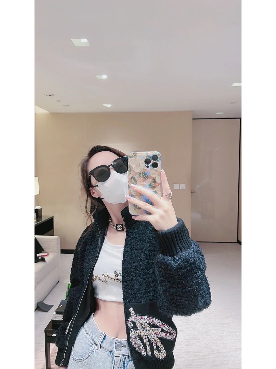 NO:104154,98 206546 [We produce] Z6000, large quantity consulting customer Fu [Ch@nel letter double c necklace] is very heavy industry, we are consistent with Z, brass material, the edges and corners of each letter are really beautiful and socky. [Perfect] The absolutely beautiful and fashionable combination is online.  The rate of wearing is 100%!  No matter how poor you are, you have to buy a series!  , Chanel necklace1986090998 206546【我们出品】Z6000,量大咨询客Fu【Ch@nel字母双c项链】非常重工,我们一致致Z,黄铜材质,每个字母的棱棱角角跟足Z来,真的美哭了[得意]绝对颜值时尚都在线的[机智]绝美绝爆炸街组合！佩戴回头率百分百！再穷也要买的系列！,香奈儿项链,chanel,necklace,Jewelry