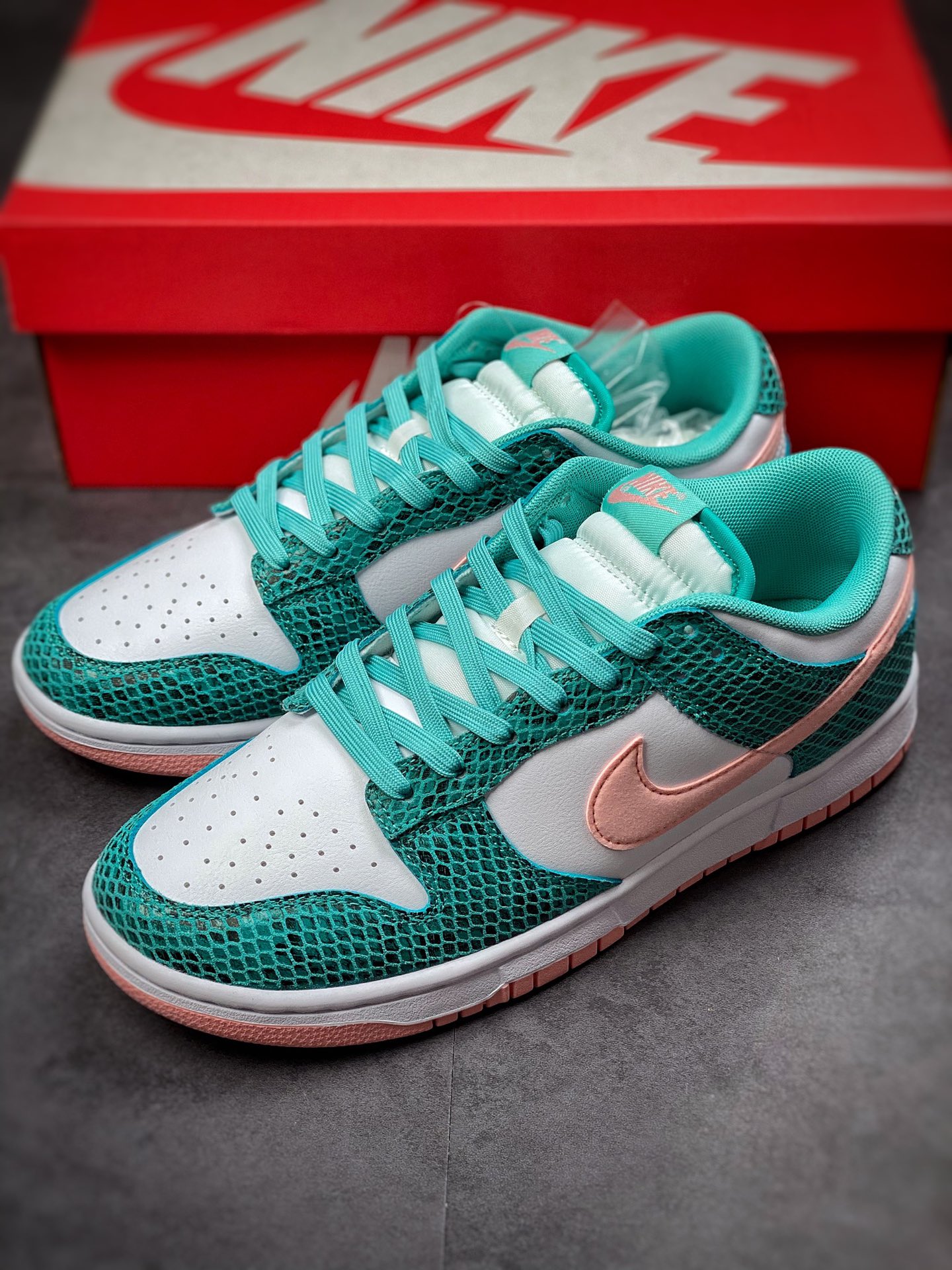 300 Nike Dunk Low Snackeskin 白绿 蛇纹 DR8577-300