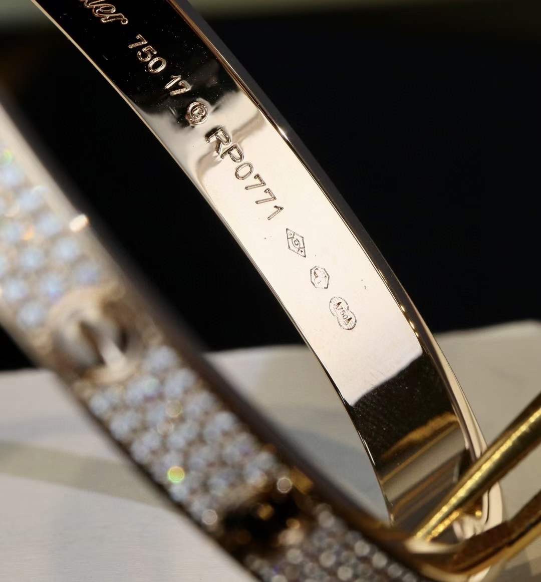 Cartier Cartier/卡地亚 款宽版满天星手镯
