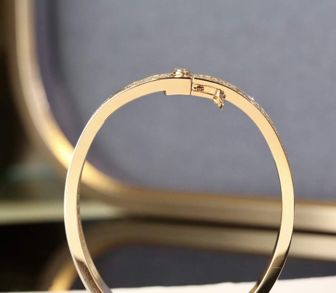 Cartier Cartier/卡地亚 款宽版满天星手镯
