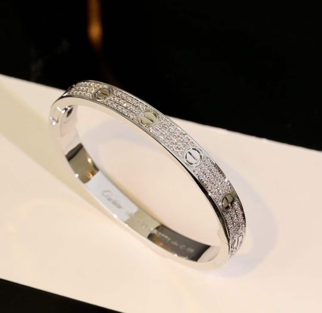 Cartier Cartier/卡地亚 经款典宽版满天手星镯 银色