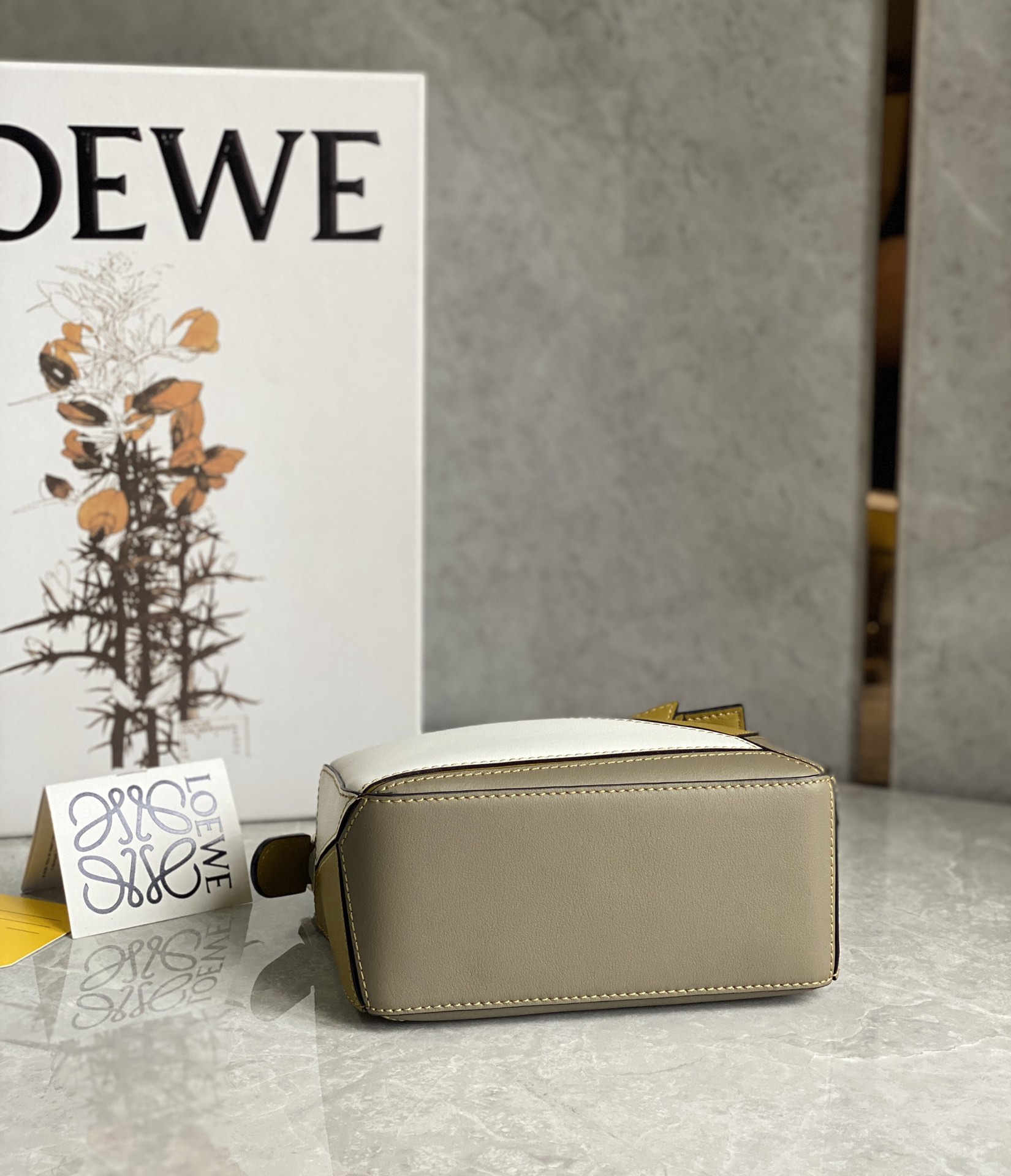 LOEWE罗意威 Mini Puzzle bag几何包 0338拼色18CM