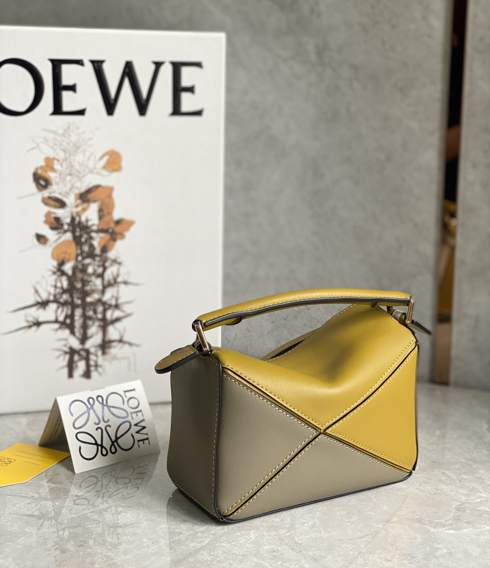 LOEWE罗意威 Mini Puzzle bag几何包 0338拼色18CM