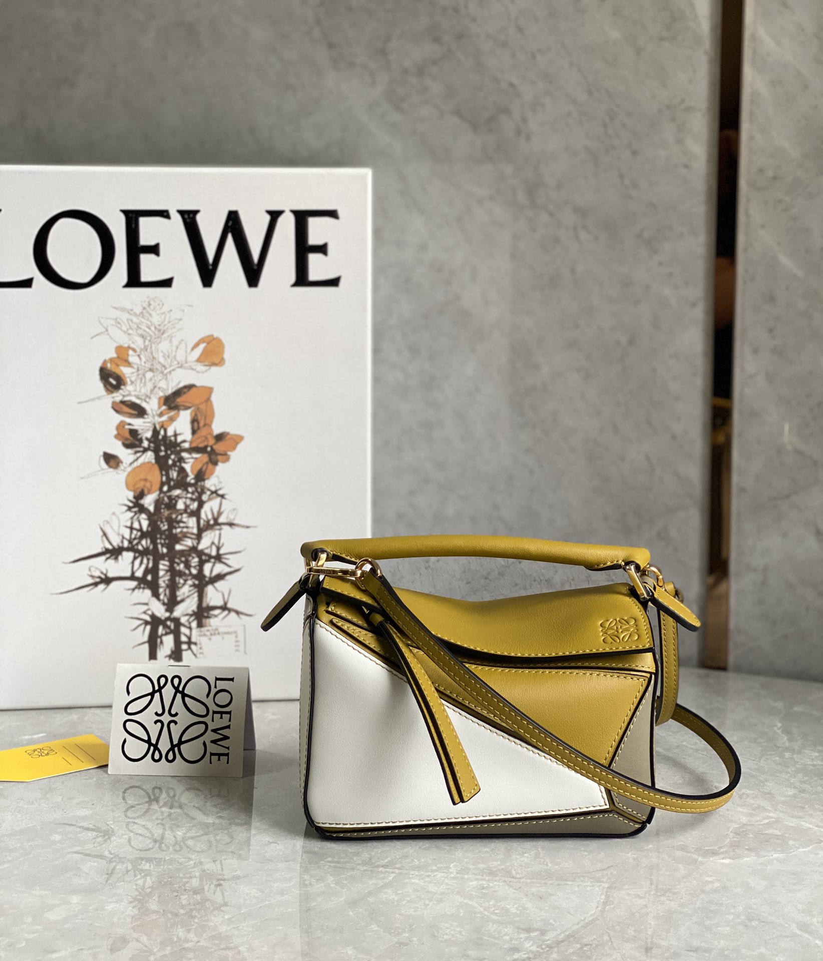 LOEWE罗意威 Mini Puzzle bag几何包 0338拼色18CM