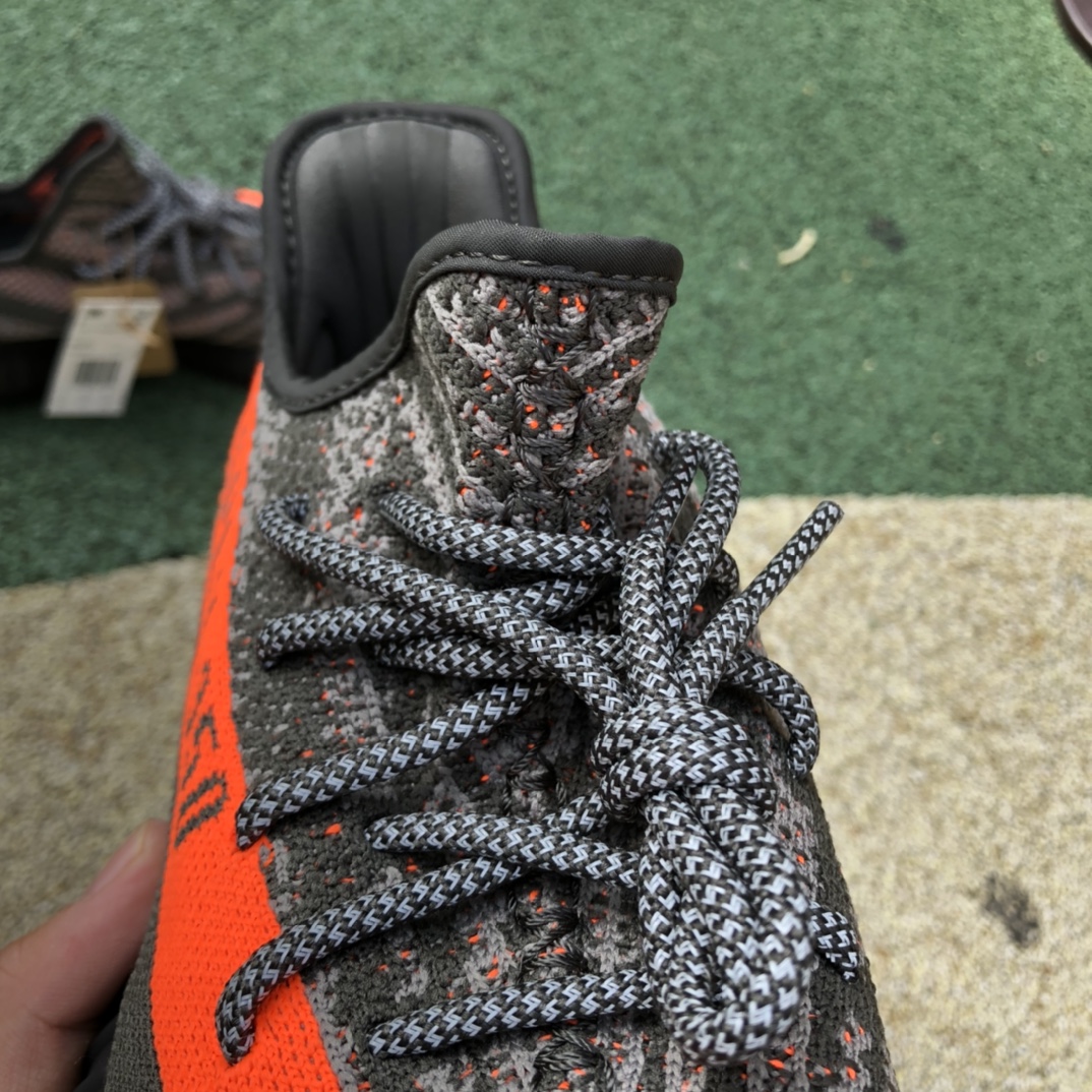 350v2 black gray orange pure original is too small 0.5-1 yards Adidas Yeezy 350 V2 black gray orange yeezy HQ7045