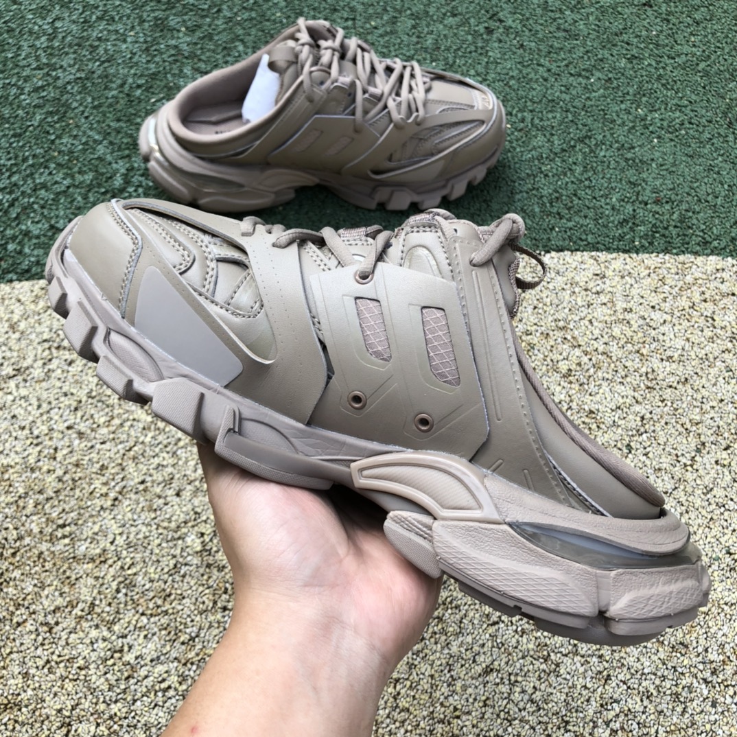 Balenciaga half drag khaki Balenciaga / Balenciaga daddy shoes 21 new Track Muller shoes men and women half drag casual shoes