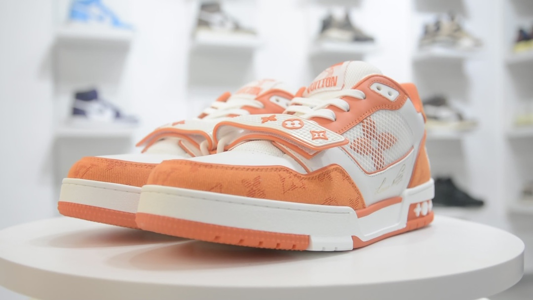HD Video Appreciation LV Trainer Series Sports Shoes Sneakers Velcro