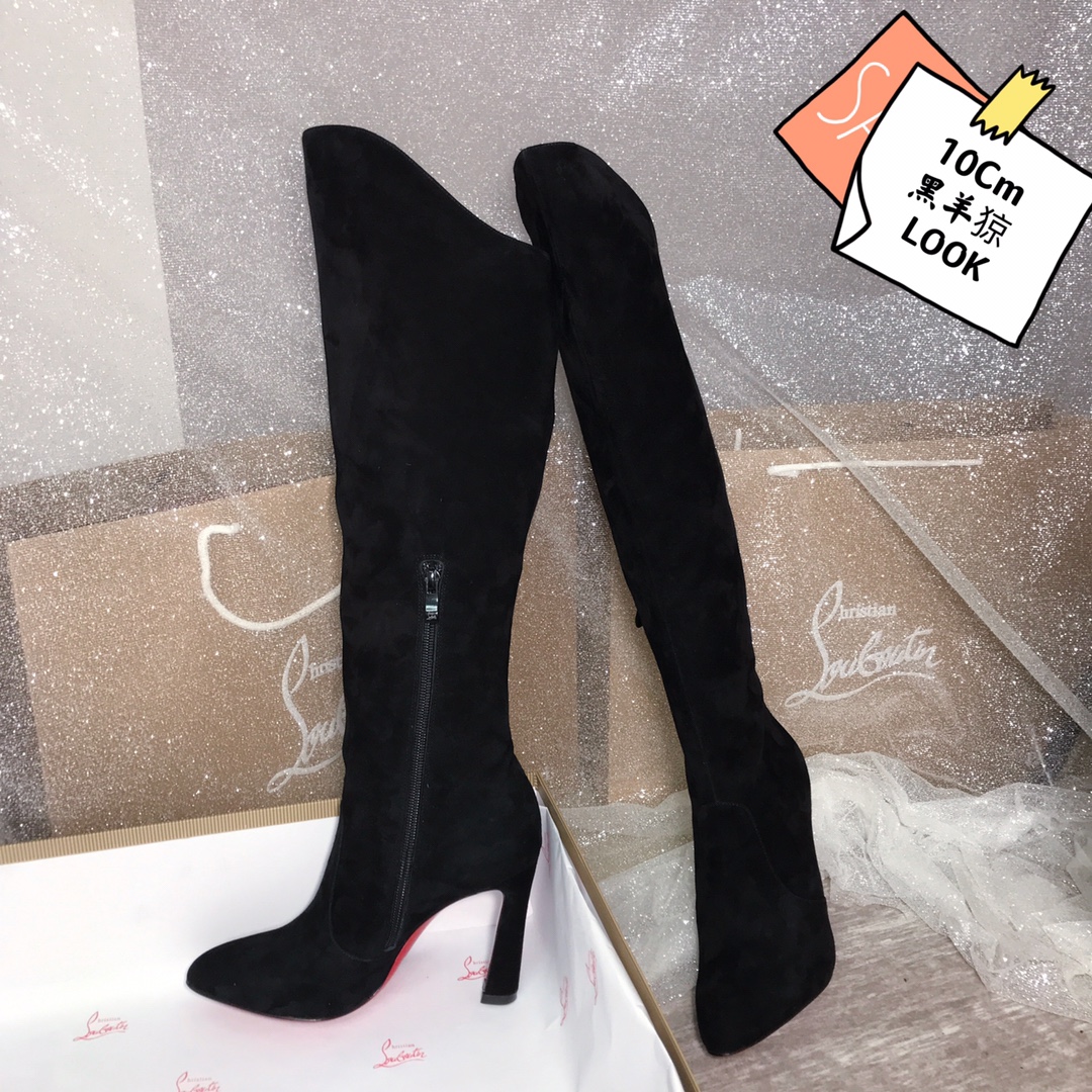 NO:336976,High-end customized autumn and winter boot series!  H10Cm, size 34-43. Leather sole. Private mold trademark zipper. X-001 black tire cashmere, sheepskin, leather sole, official website synchronization. 19-inch long boots Standard European size Reference: X-001 Color: black Material:veau velours Lining:goat leather Heel height:10Cm Sole:leather sole Size:EUR 34-43 (US 4-11):,,christian louboutin, boots, sheepskin,Leather soles19860909高端订制 秋冬靴系列！ H10Cm,尺码34-43码.真皮大底.私模商标拉链 .X-001黑胎羊绒,羊皮里,真皮大底,官网同步.19寸长靴 标准欧码 Reference:X-001 Color:black Material:veau velours Lining:goat leather Heel heigh:10Cm Sole:leather sole Size:EUR 34－43（US 4一11) :,,christian louboutin,boots,sheepskin,Leather soles,Women's Shoes