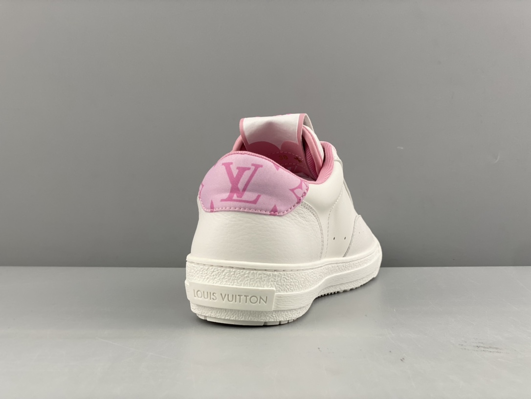 Louis Vuitton Luxury Footwear Collection 4