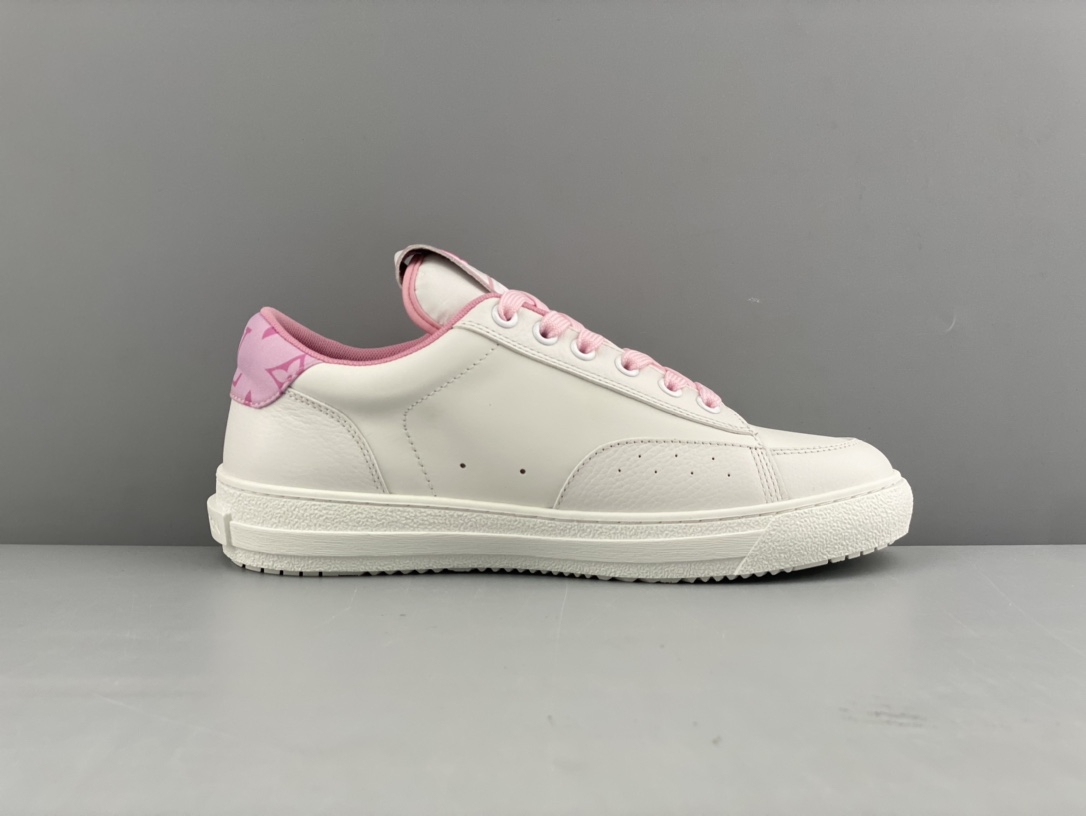 Louis Vuitton Luxury Footwear Collection 3