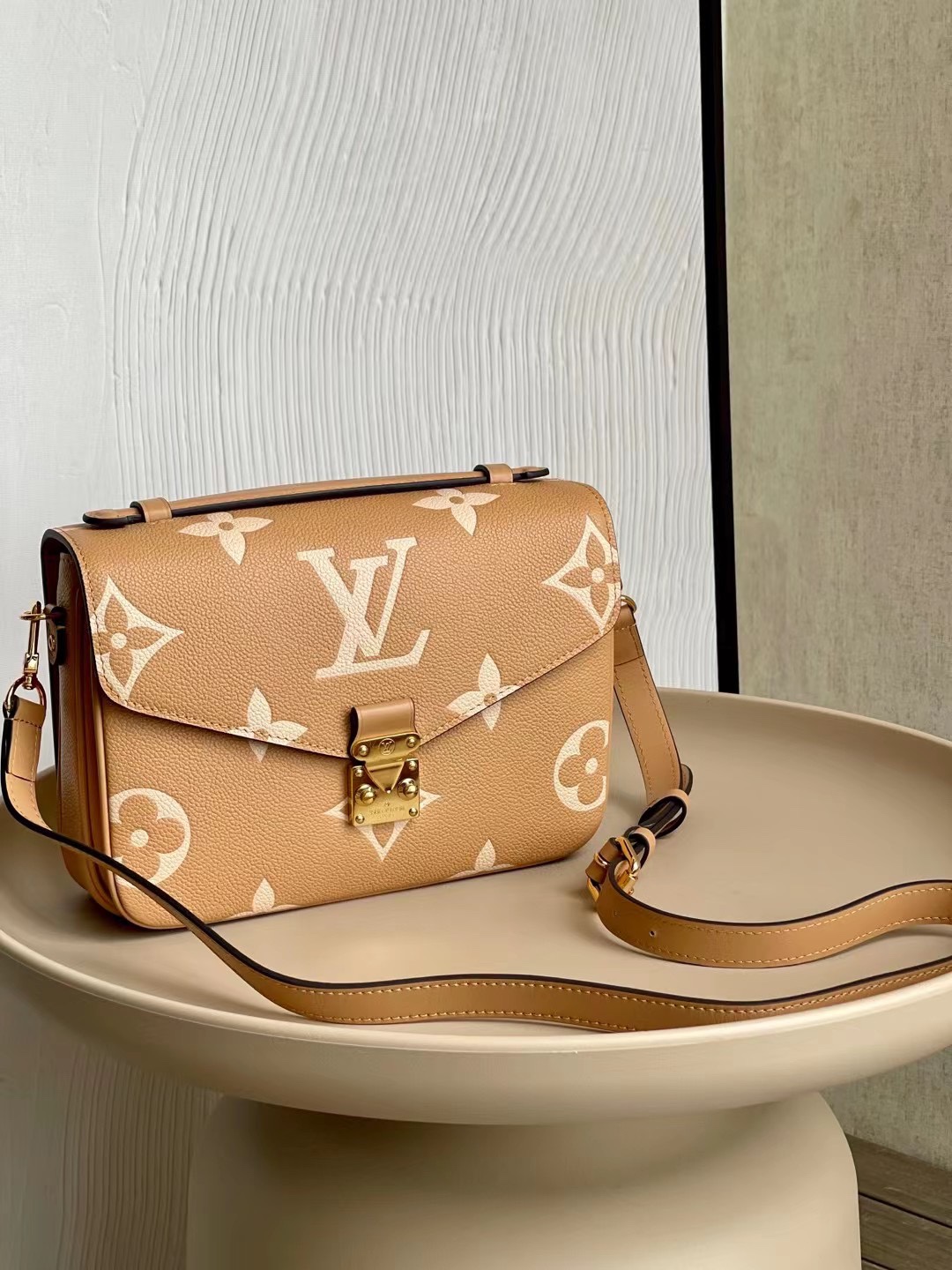 Louis Vuitton LV Pochette MeTis New
 Bags Handbags Yellow Empreinte​ M45773