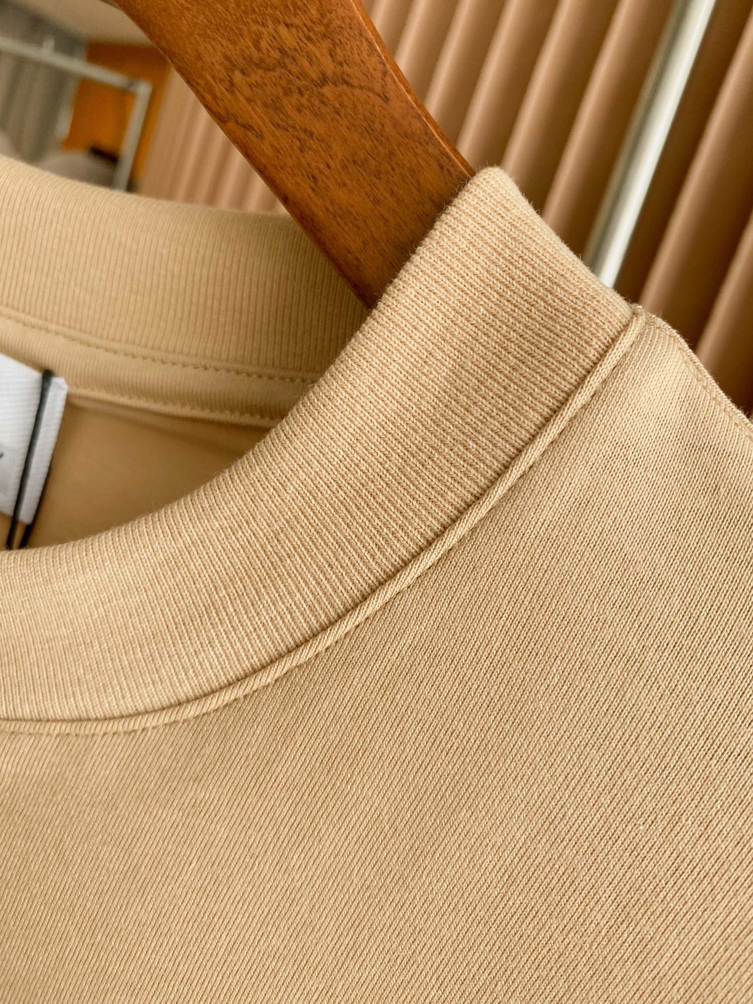 Burberry BBR 巴宝莉 标签贴花宽松棉质 短袖T 恤衫【BUR王牌尖货 镇店之宝】2022年春夏