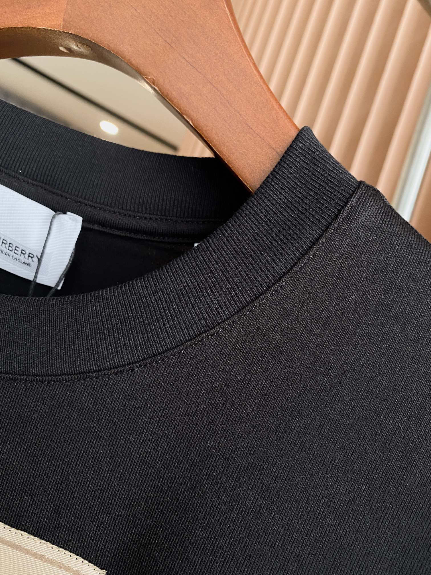 Burberry BBR 巴宝莉 标签贴花宽松棉质 短袖T 恤衫【BUR王牌尖货 镇店之宝】2022年春夏